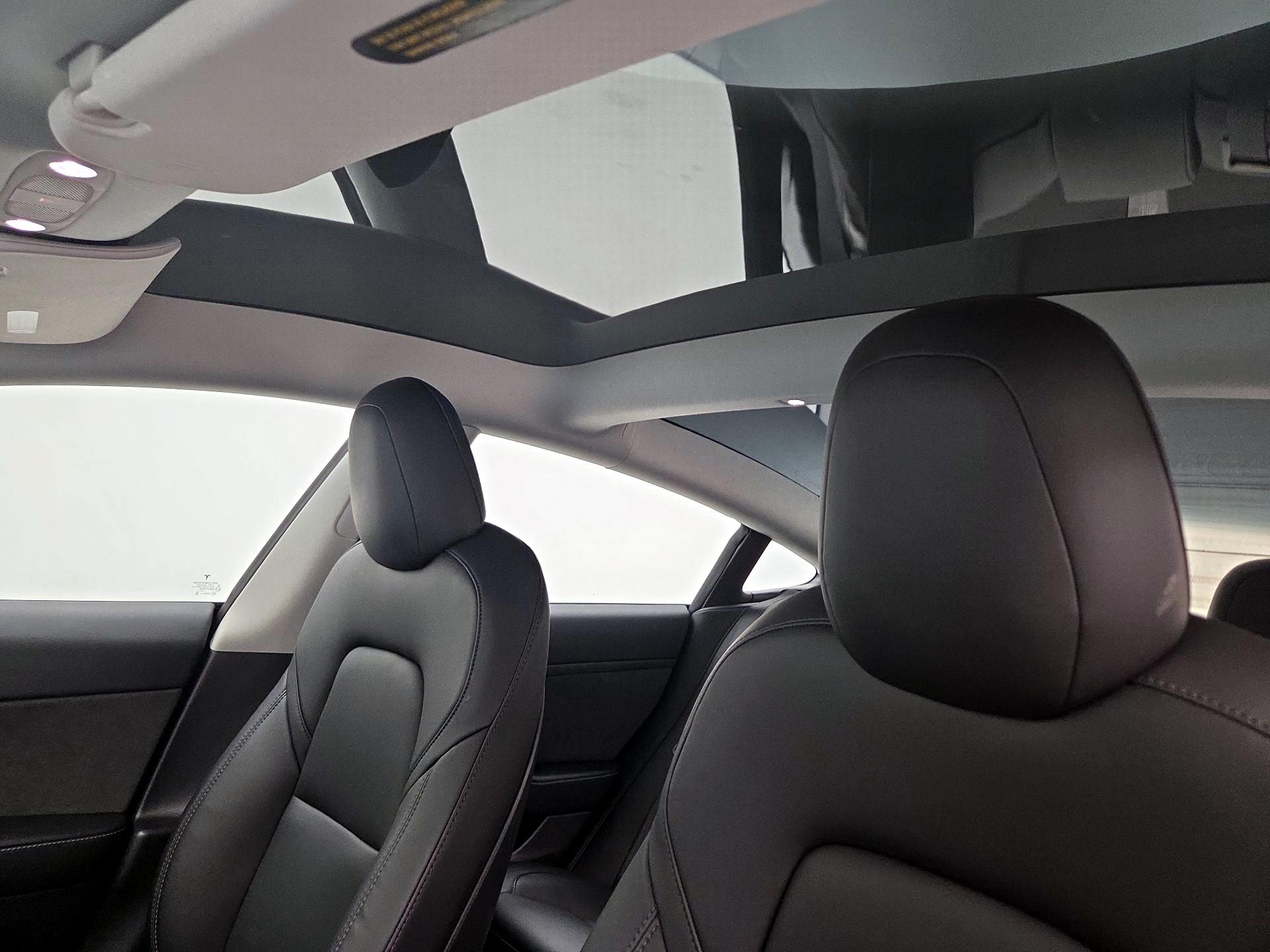 Thumbnail: 2023 Tesla Model 3 - 20