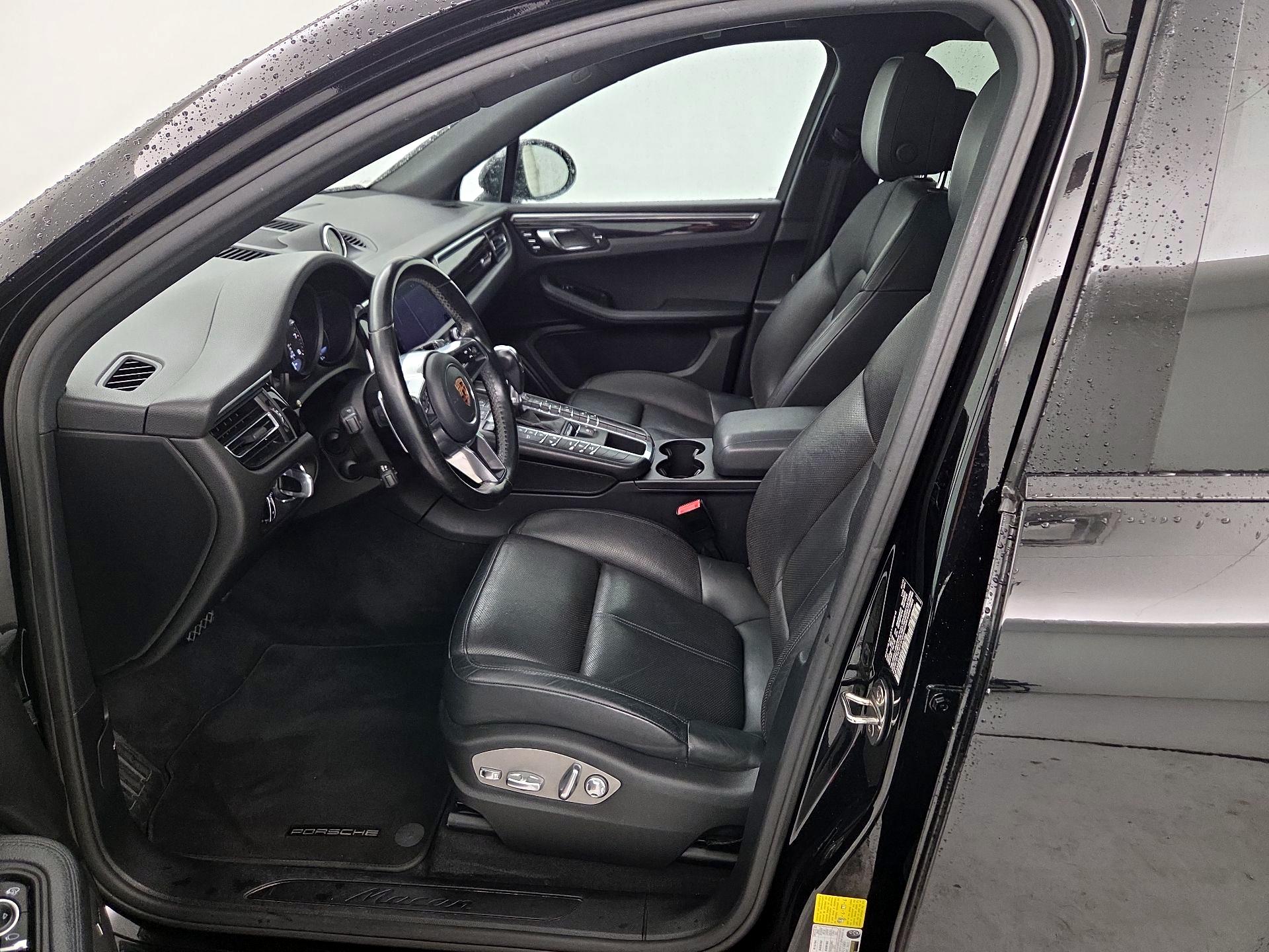 Thumbnail: 2019 Porsche Macan - 11