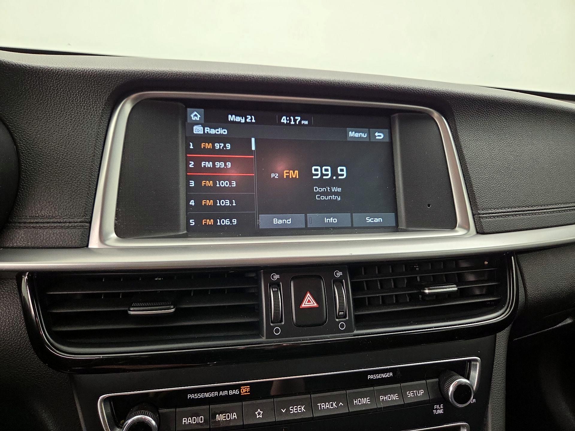 Thumbnail: 2019 Kia Optima - 15