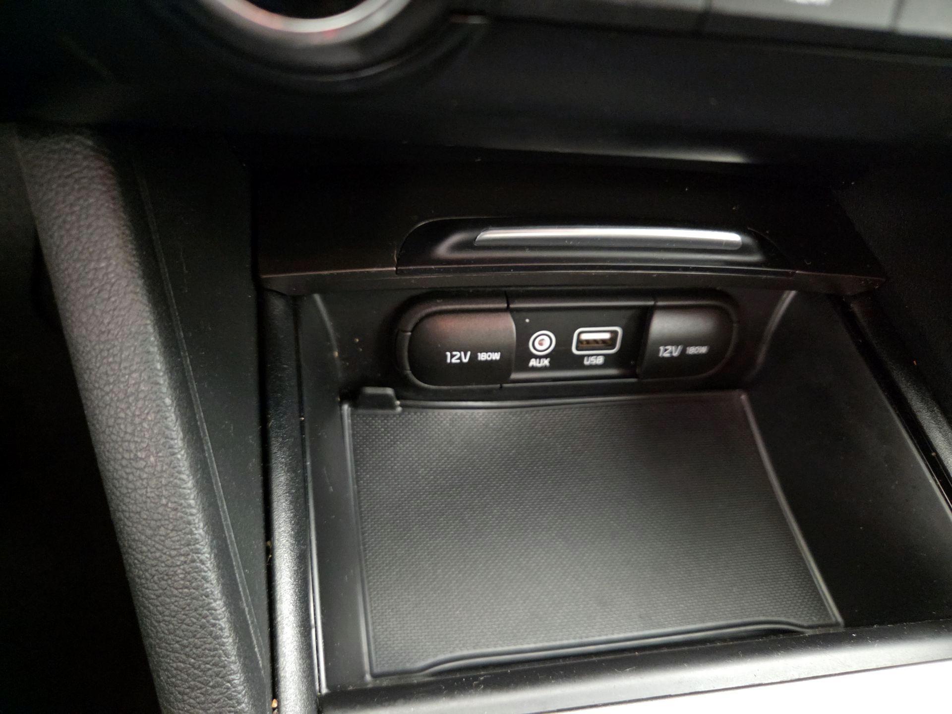 Thumbnail: 2019 Kia Optima - 18