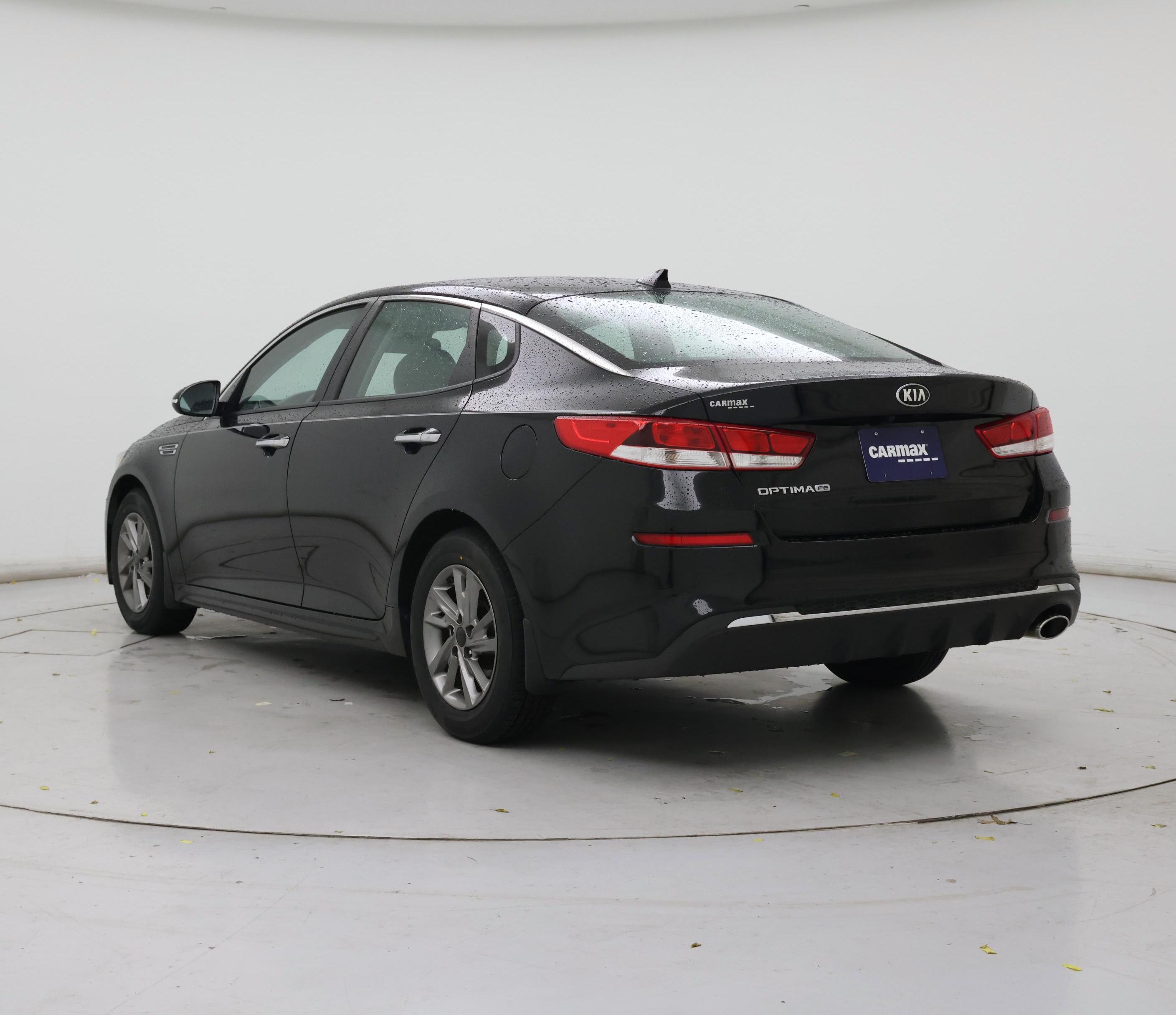 Thumbnail: 2019 Kia Optima - 2