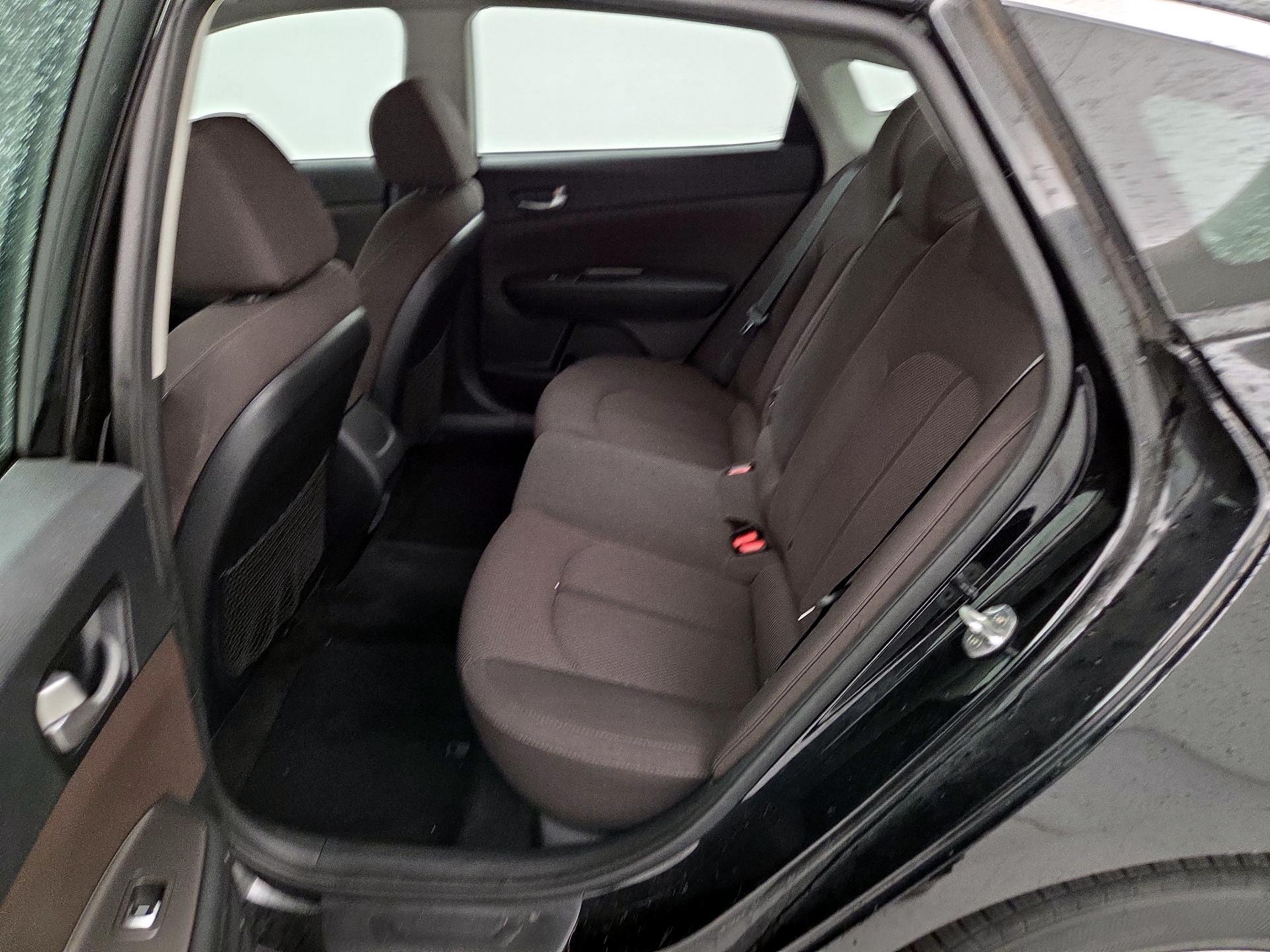 Thumbnail: 2019 Kia Optima - 19