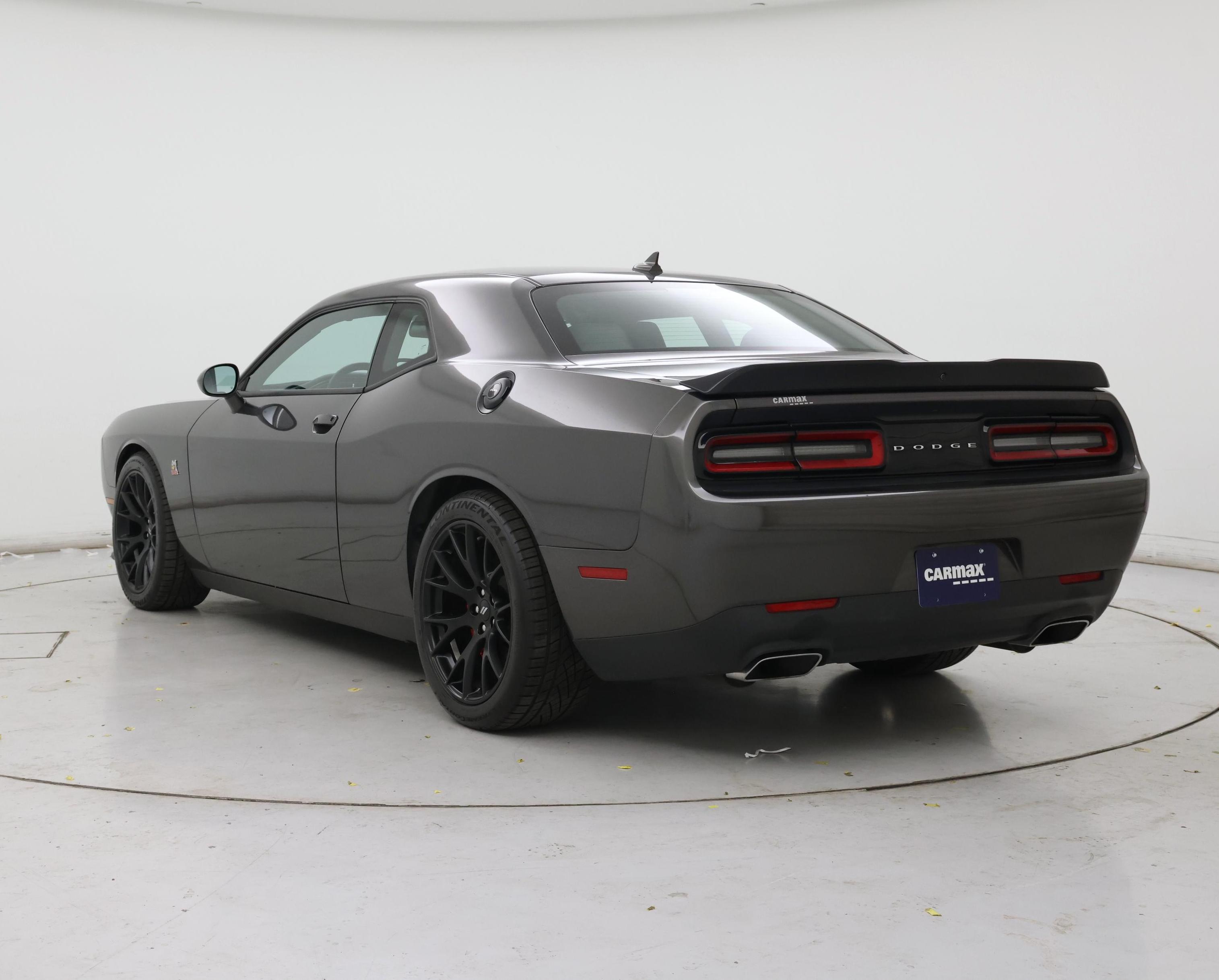 Thumbnail: 2019 Dodge Challenger - 2