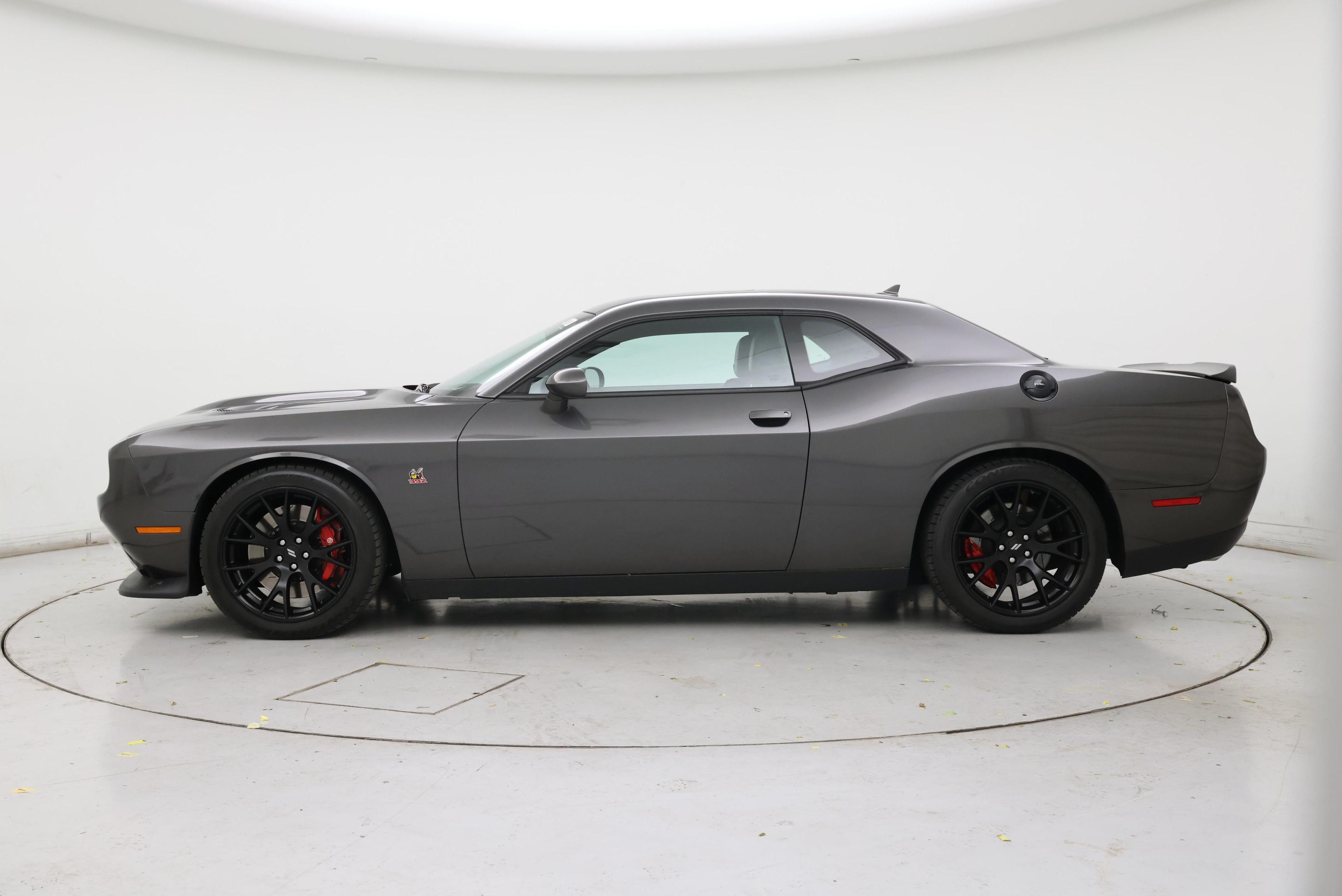 Thumbnail: 2019 Dodge Challenger - 3