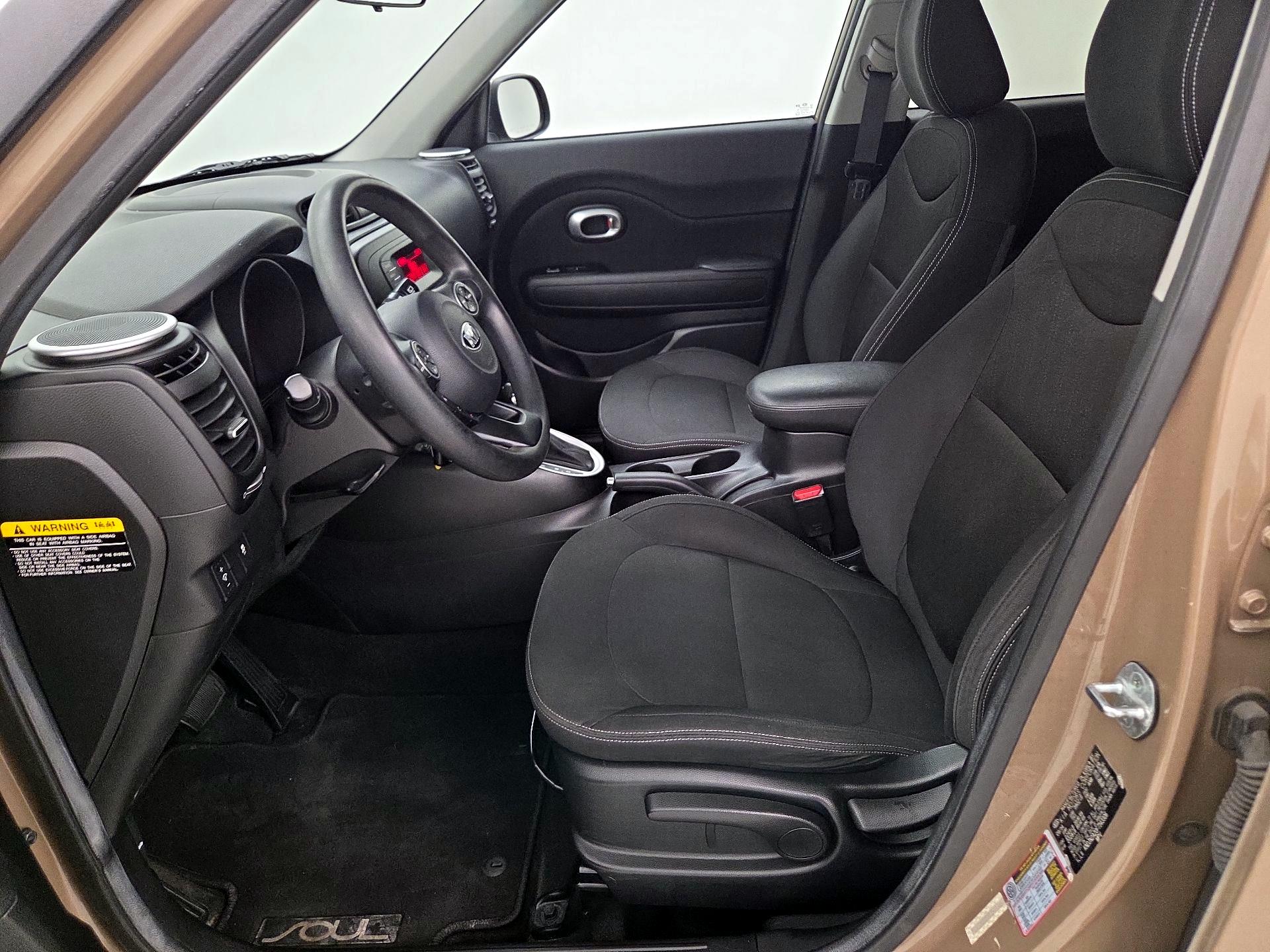 Thumbnail: 2015 Kia Soul - 11