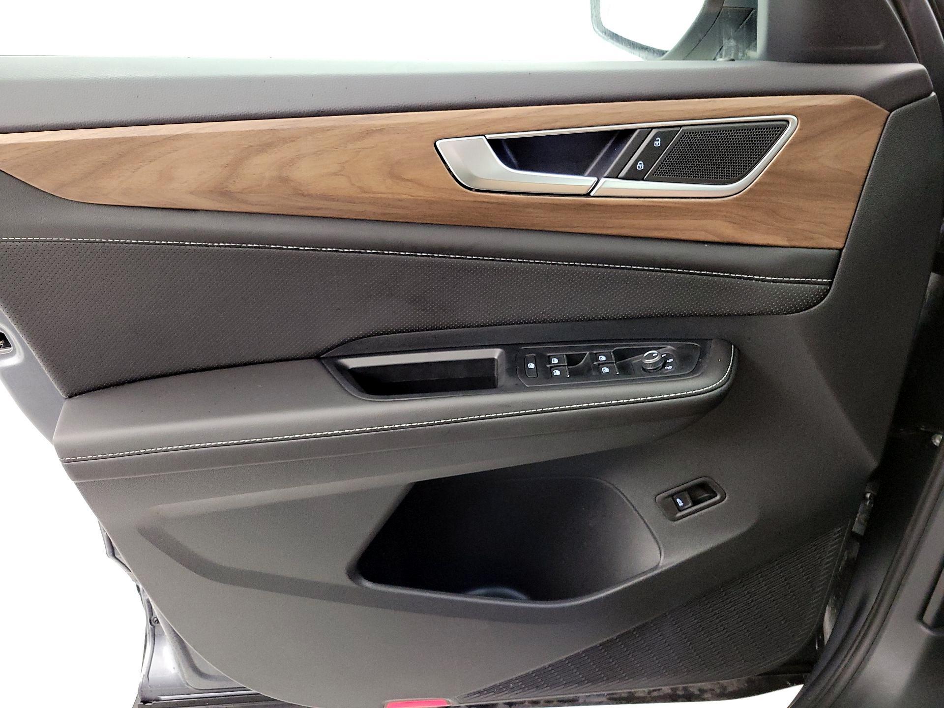 Thumbnail: 2024 Volkswagen Atlas - 12