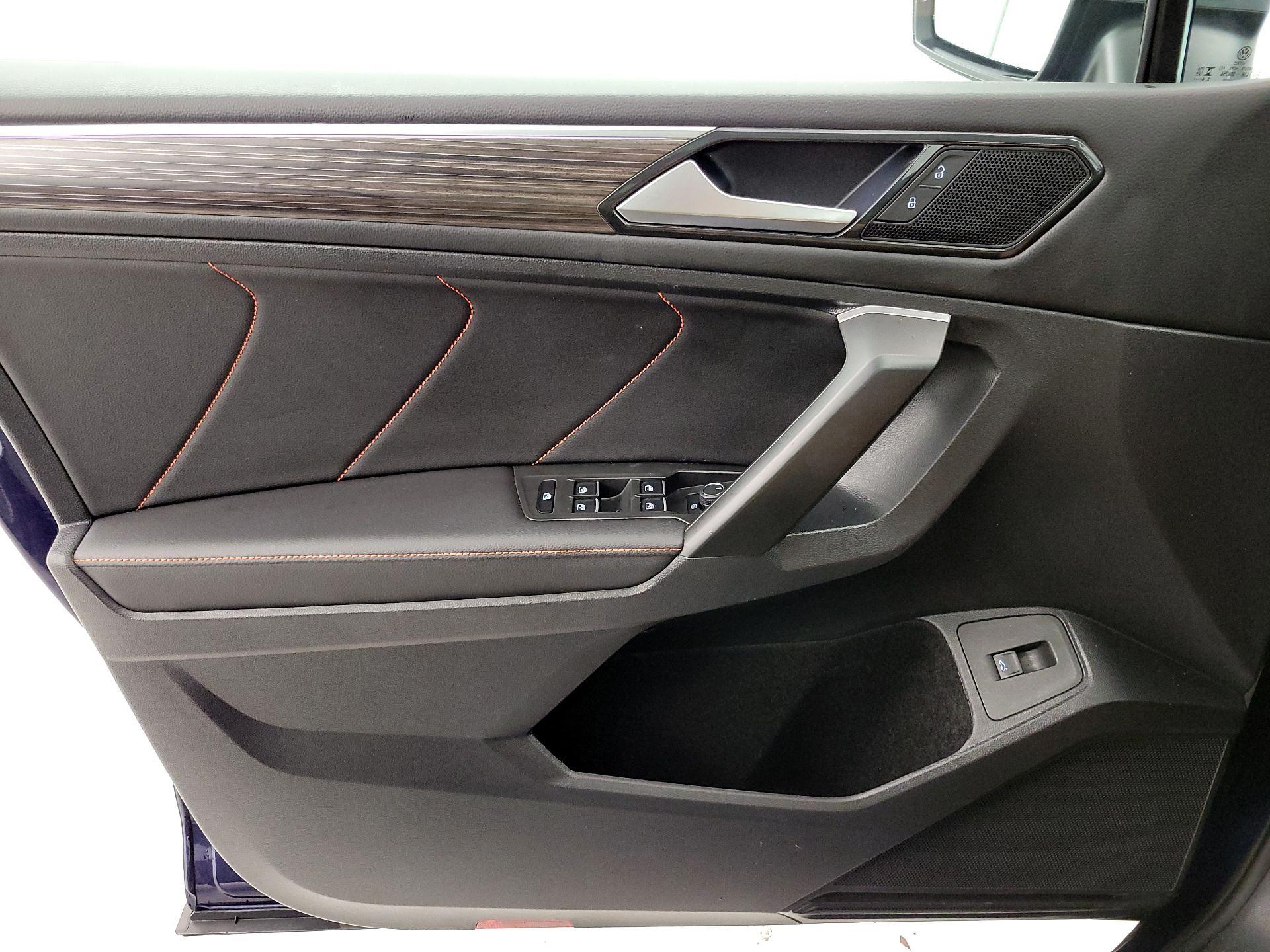 Thumbnail: 2024 Volkswagen Tiguan - 12