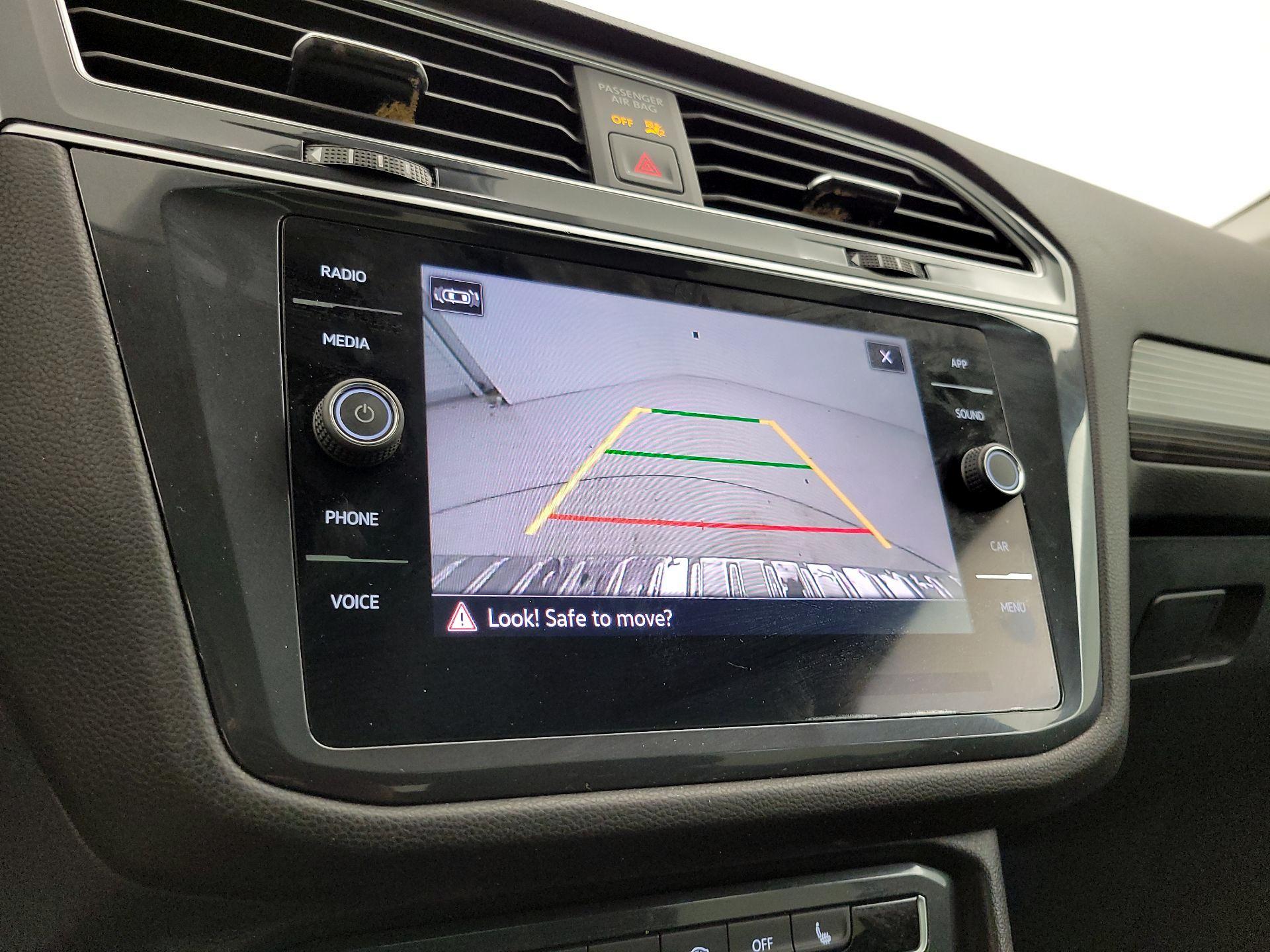 Thumbnail: 2024 Volkswagen Tiguan - 14