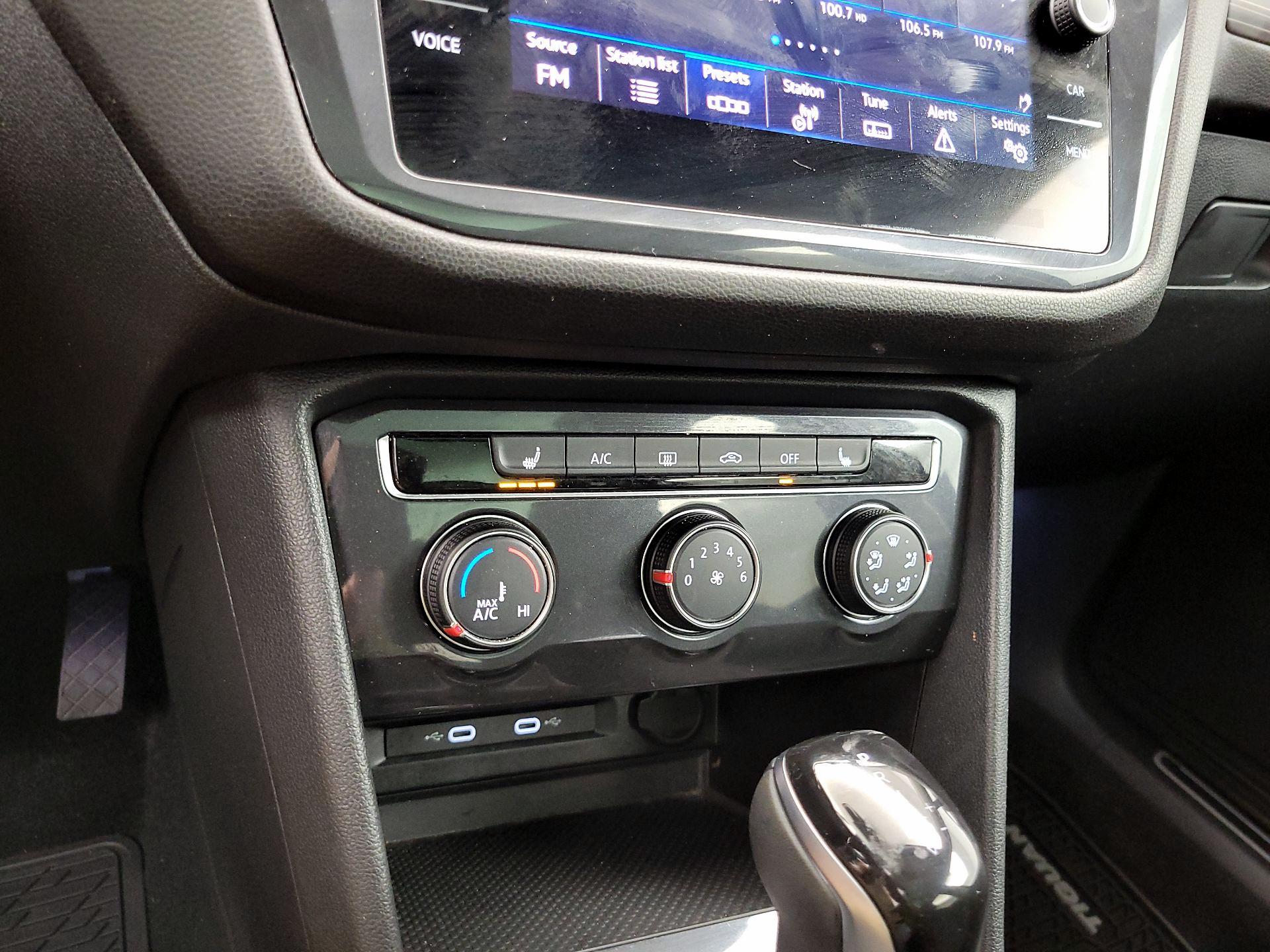 Thumbnail: 2024 Volkswagen Tiguan - 16