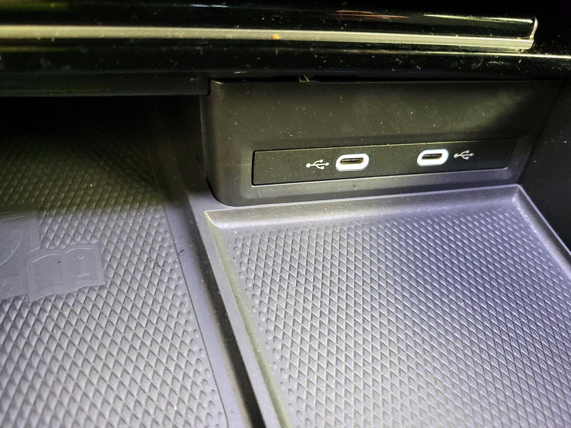 Thumbnail: 2024 Volkswagen Atlas - 18