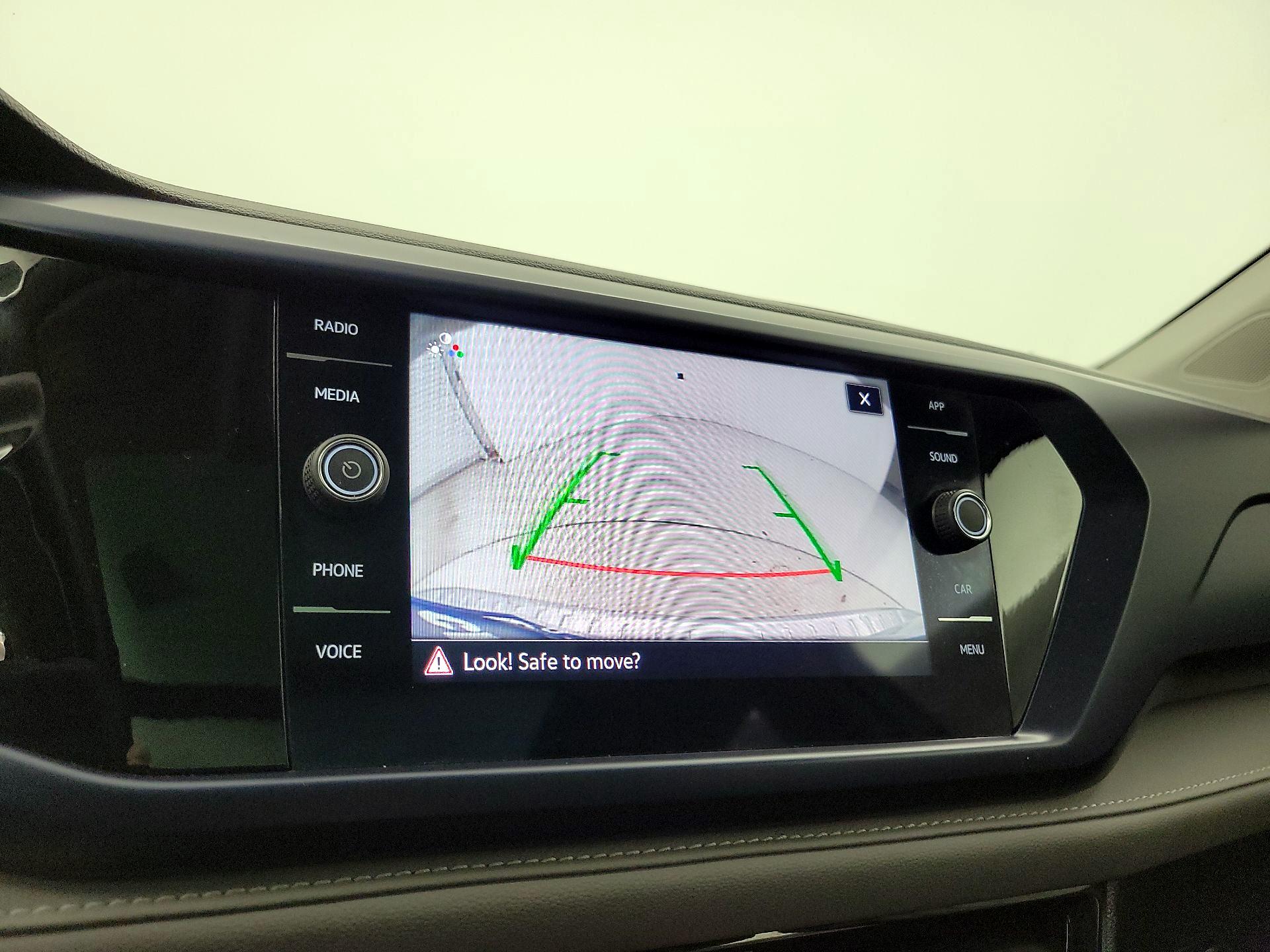 Thumbnail: 2024 Volkswagen Taos - 14