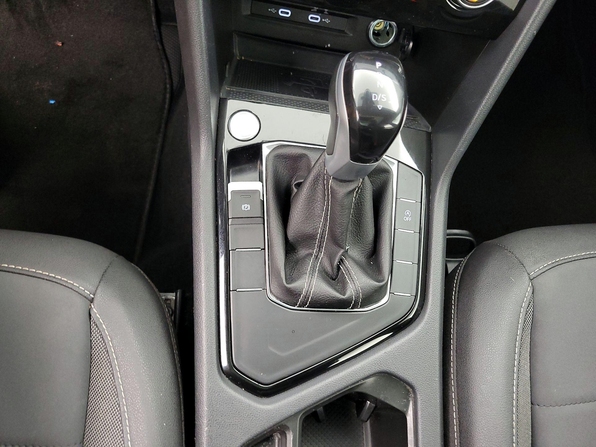 Thumbnail: 2024 Volkswagen Taos - 17