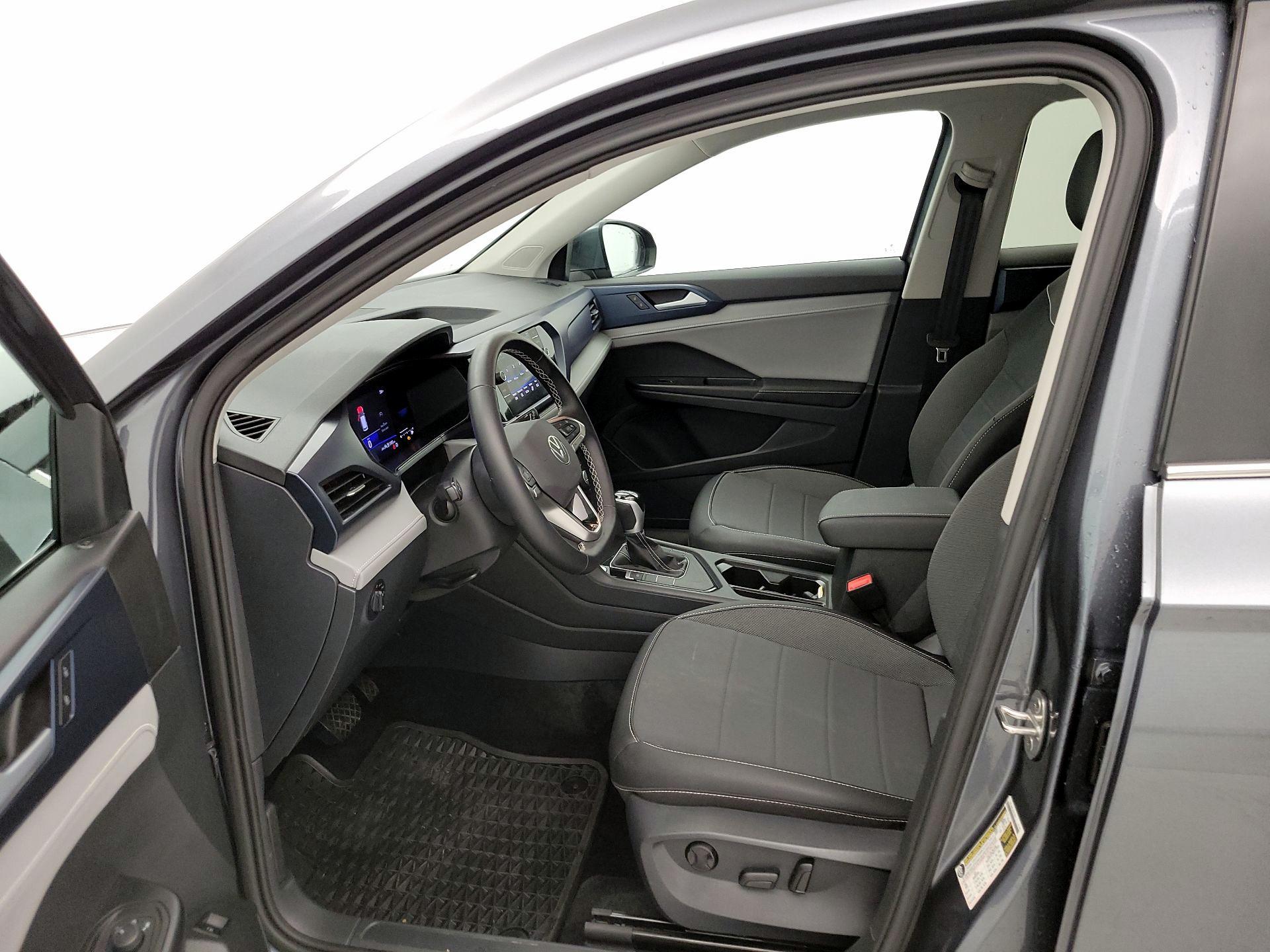 Thumbnail: 2024 Volkswagen Taos - 11