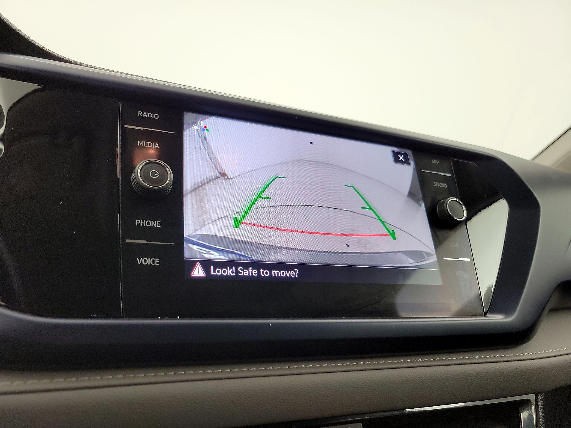 Thumbnail: 2024 Volkswagen Taos - 14