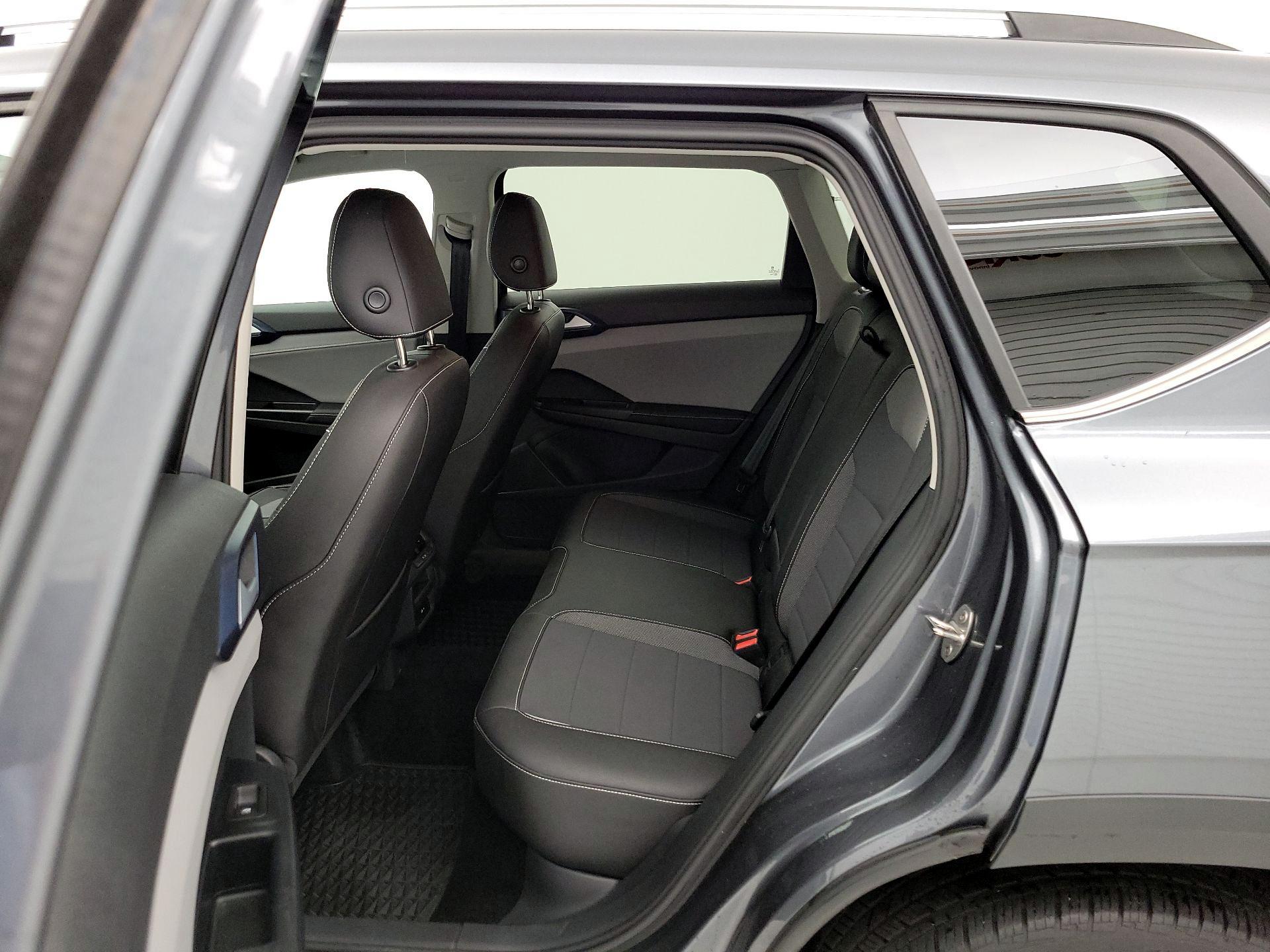 Thumbnail: 2024 Volkswagen Taos - 19