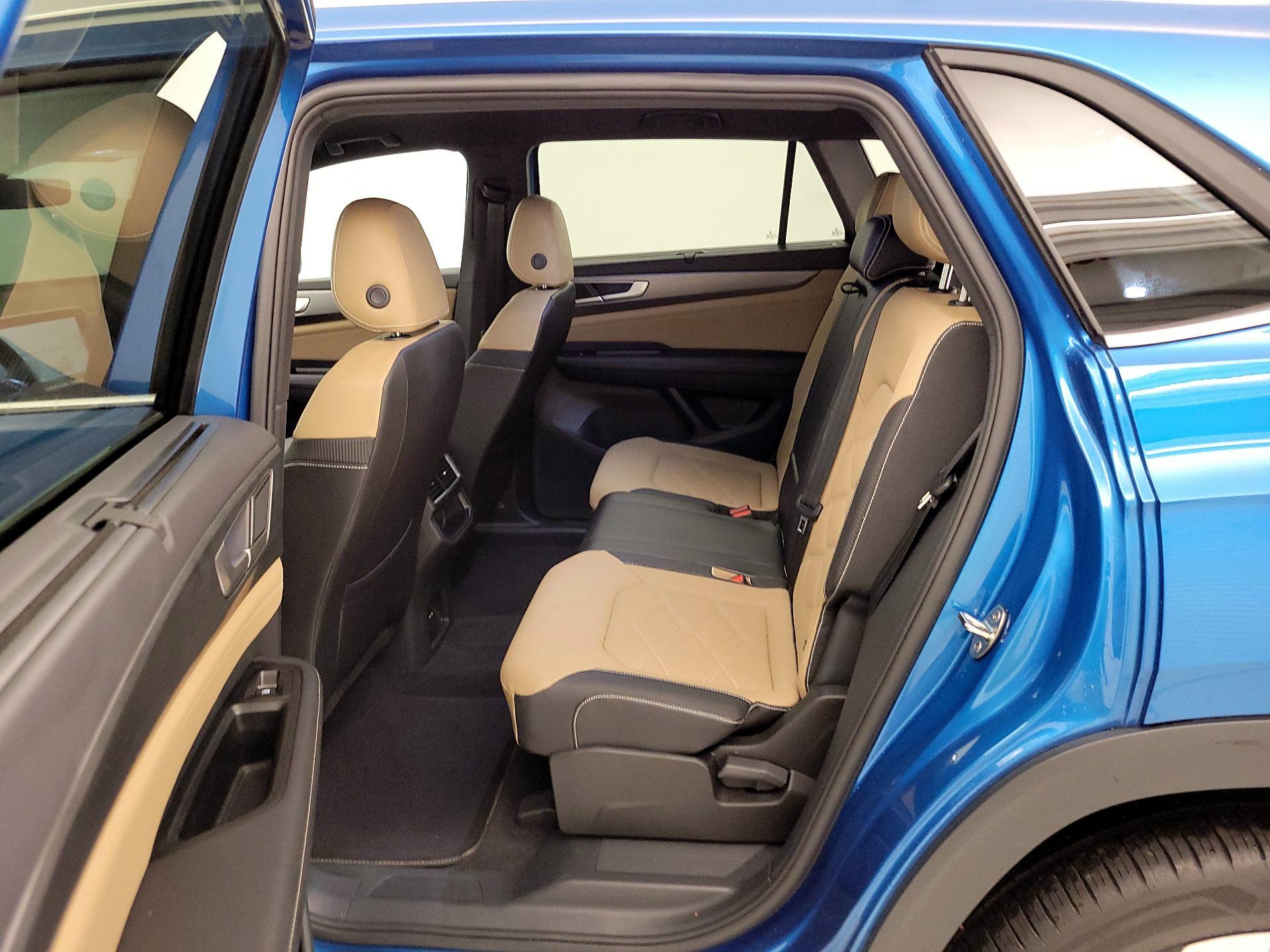 Thumbnail: 2024 Volkswagen Atlas - 19