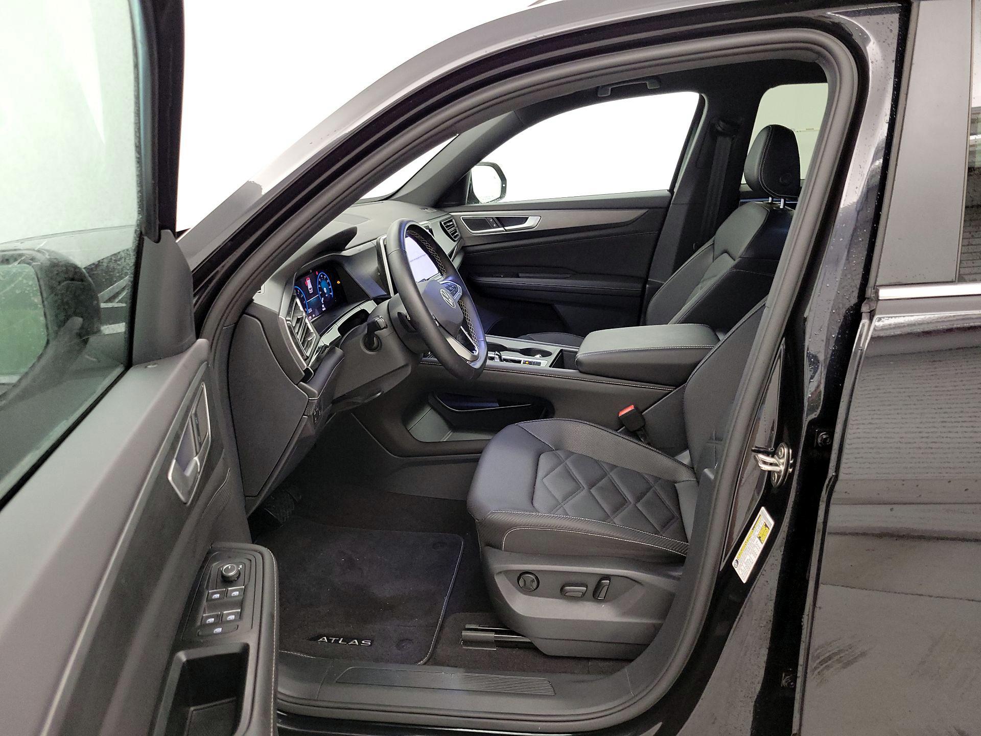 Thumbnail: 2024 Volkswagen Atlas - 11