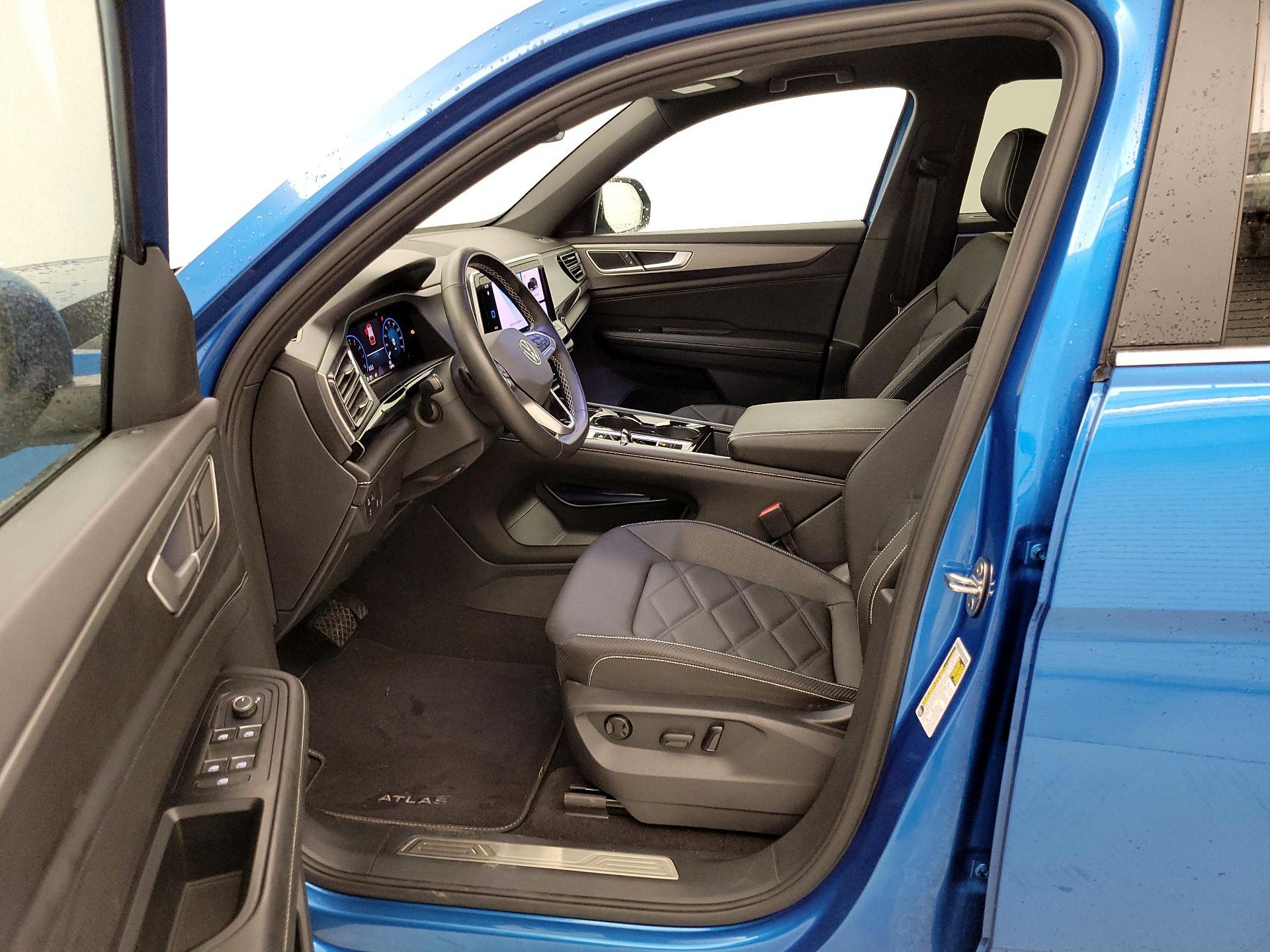 Thumbnail: 2024 Volkswagen Atlas - 11