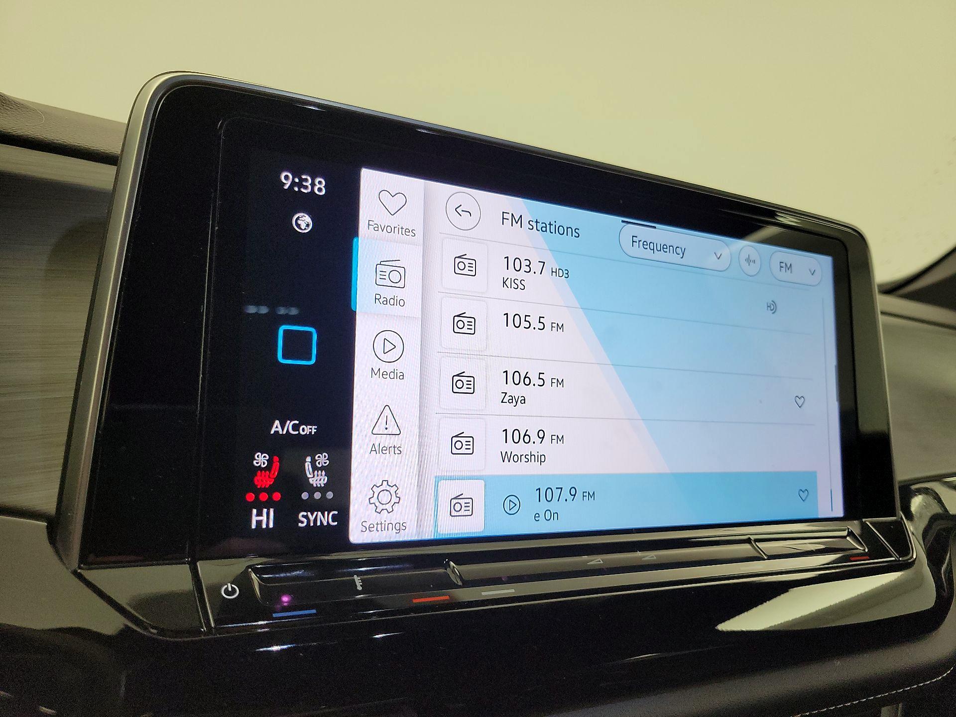 Thumbnail: 2024 Volkswagen Atlas - 15