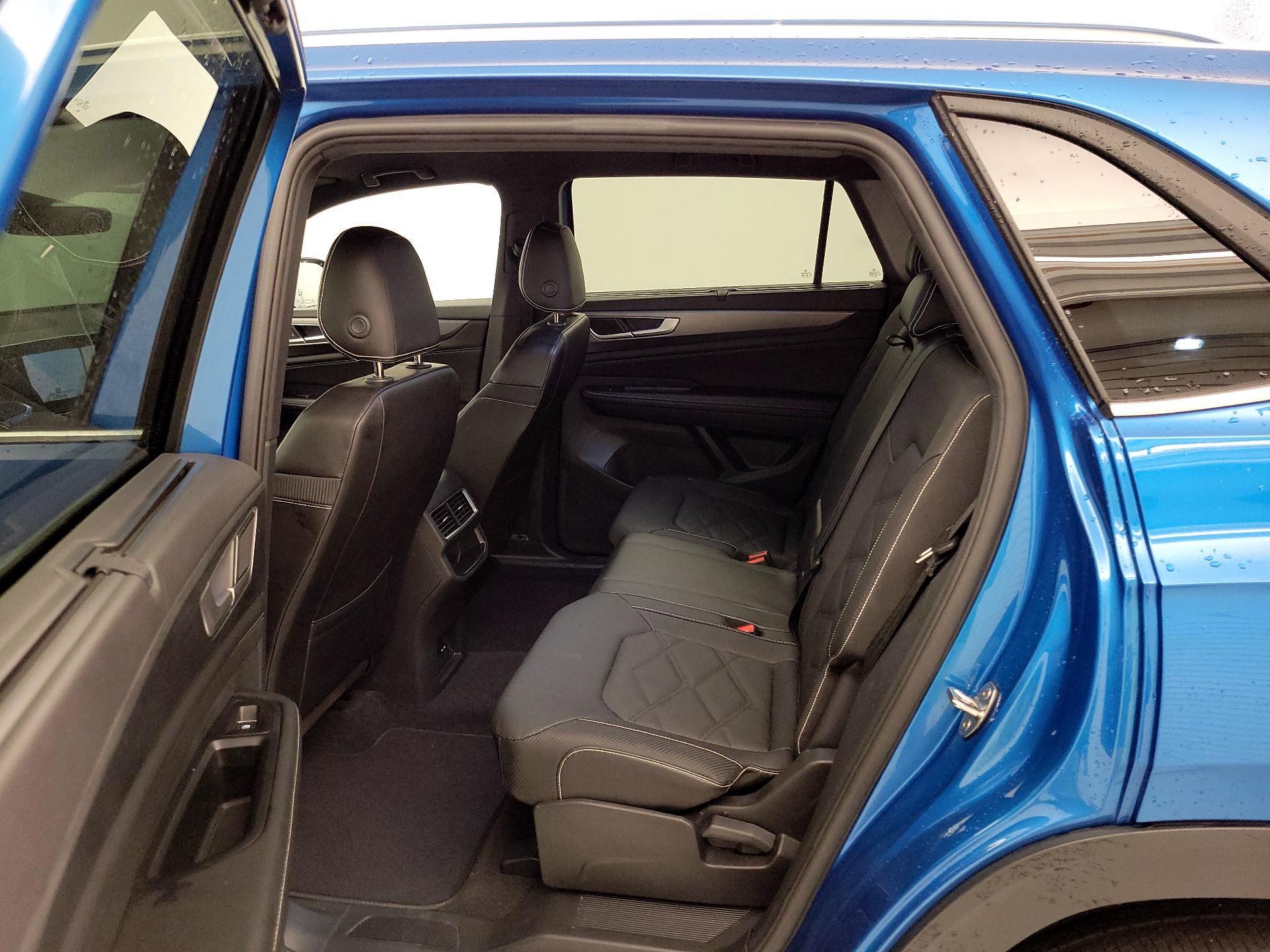 Thumbnail: 2024 Volkswagen Atlas - 19