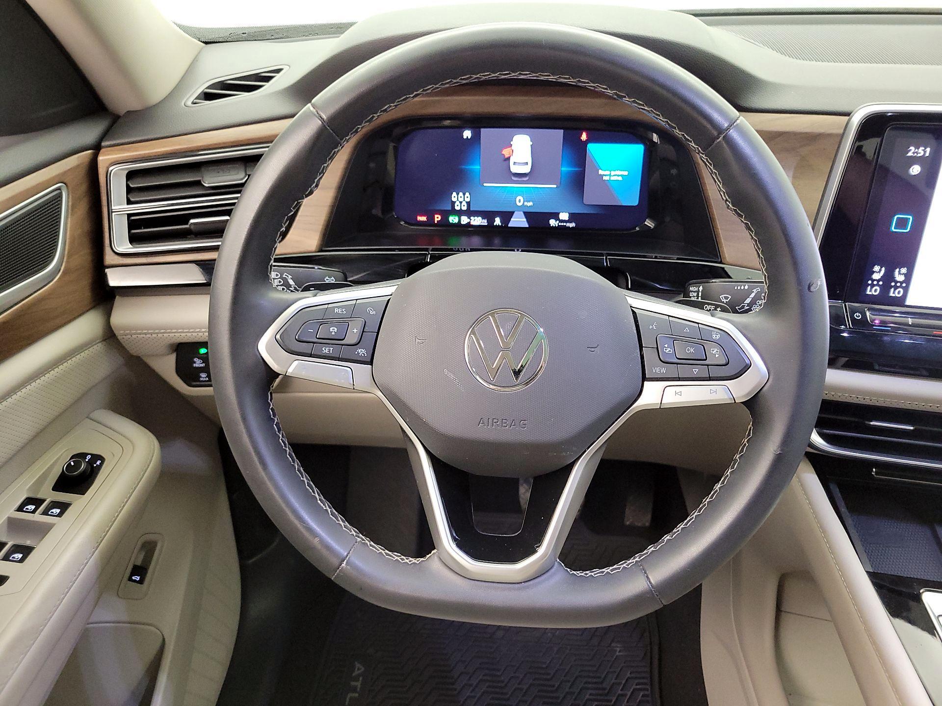 Thumbnail: 2024 Volkswagen Atlas - 10