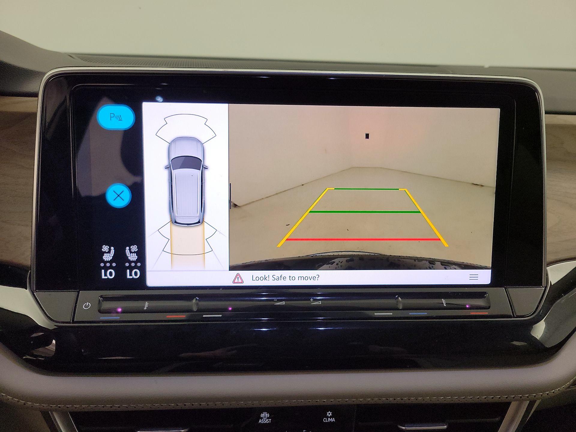 Thumbnail: 2024 Volkswagen Atlas - 14