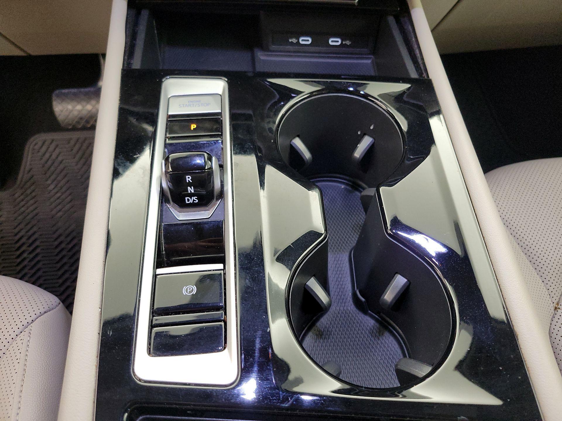 Thumbnail: 2024 Volkswagen Atlas - 17