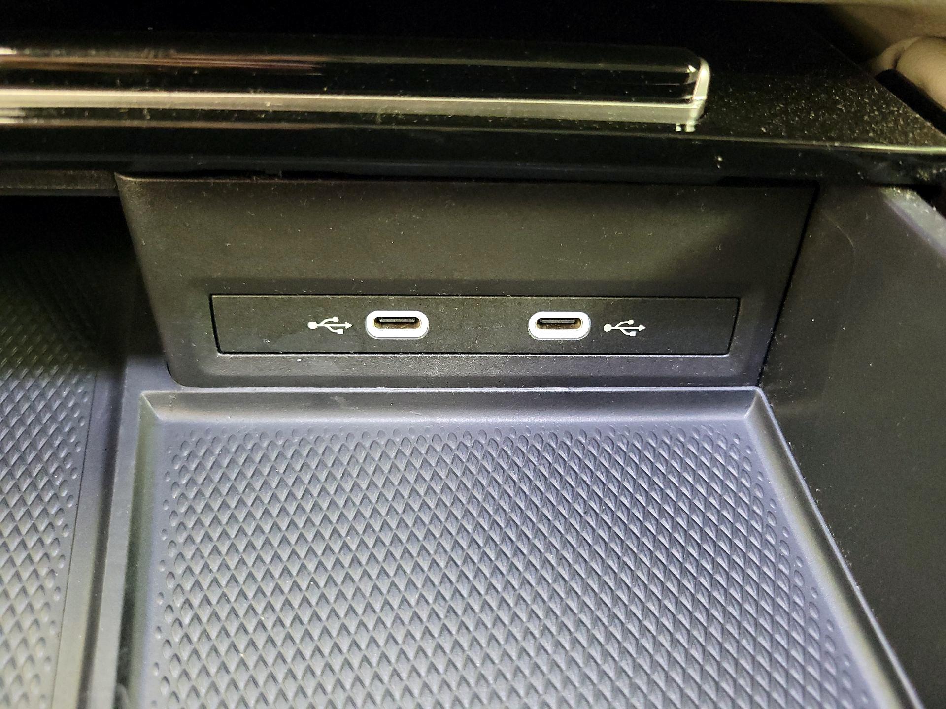 Thumbnail: 2024 Volkswagen Atlas - 18