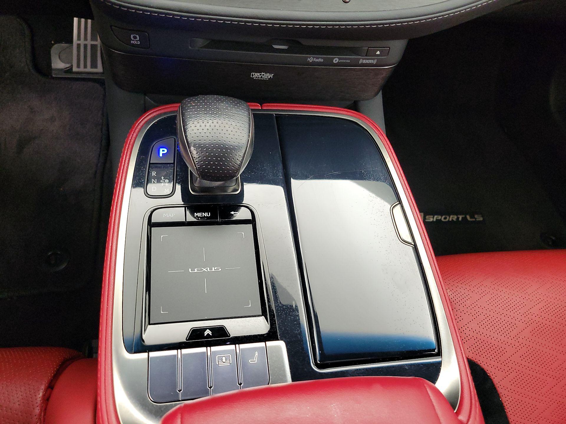 Thumbnail: 2018 Lexus LS - 18