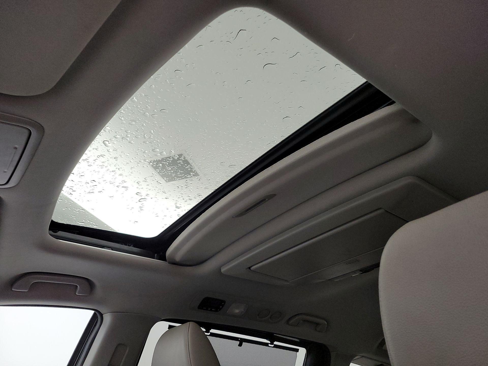 Thumbnail: 2016 Honda Odyssey - 19