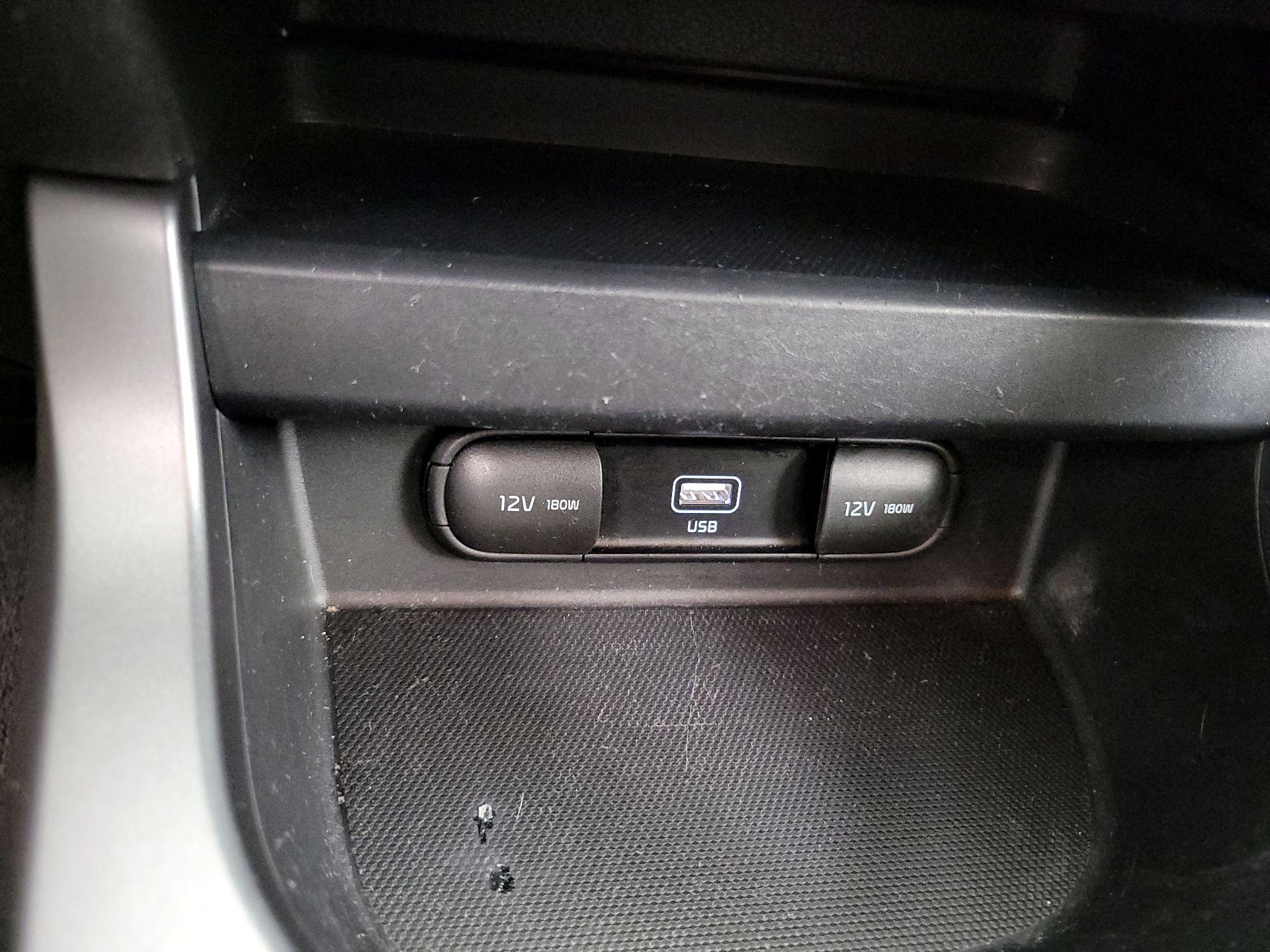 Thumbnail: 2021 Kia Seltos - 18