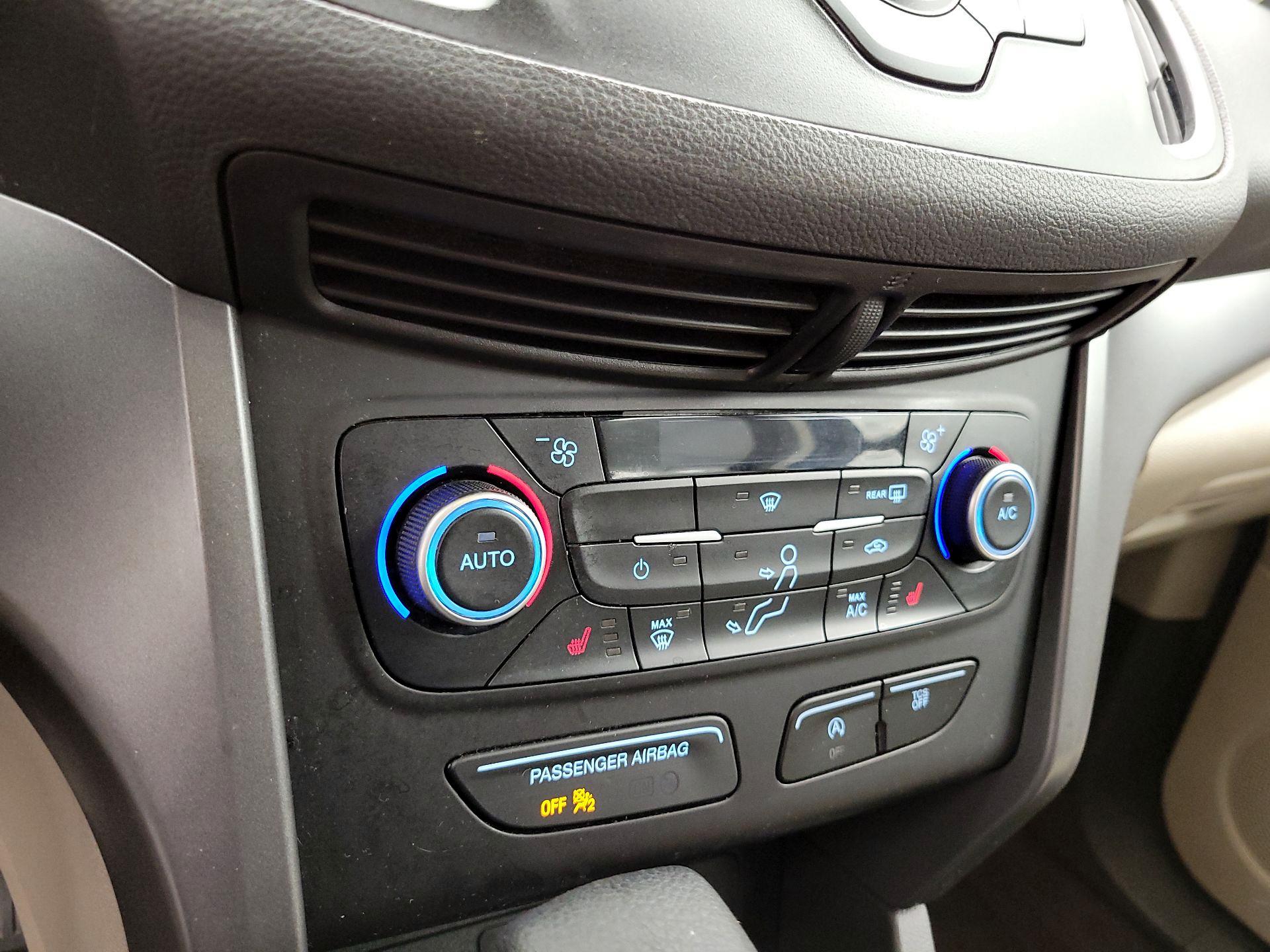 Thumbnail: 2018 Ford Escape - 16