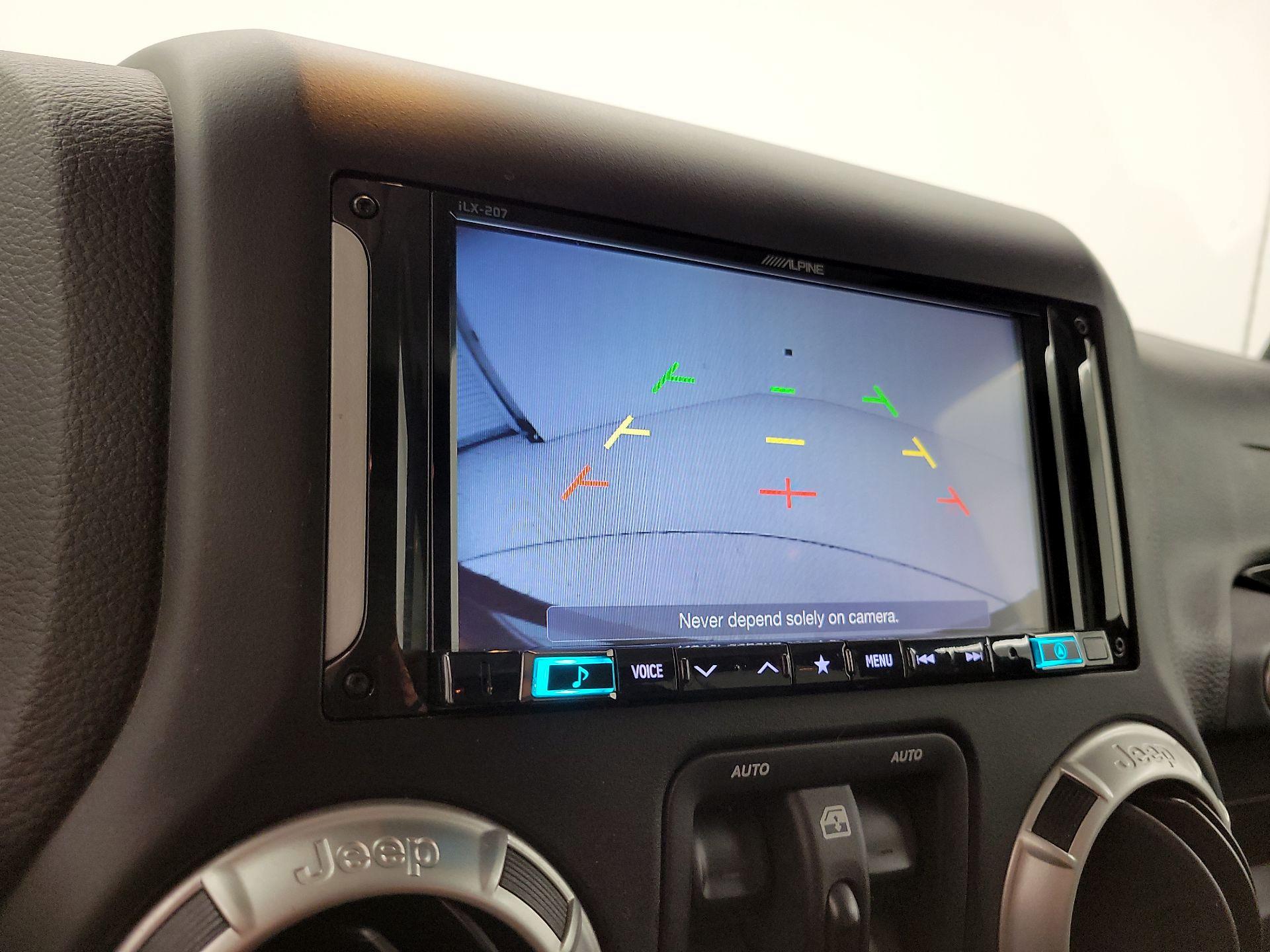 Thumbnail: 2018 Jeep Wrangler - 13