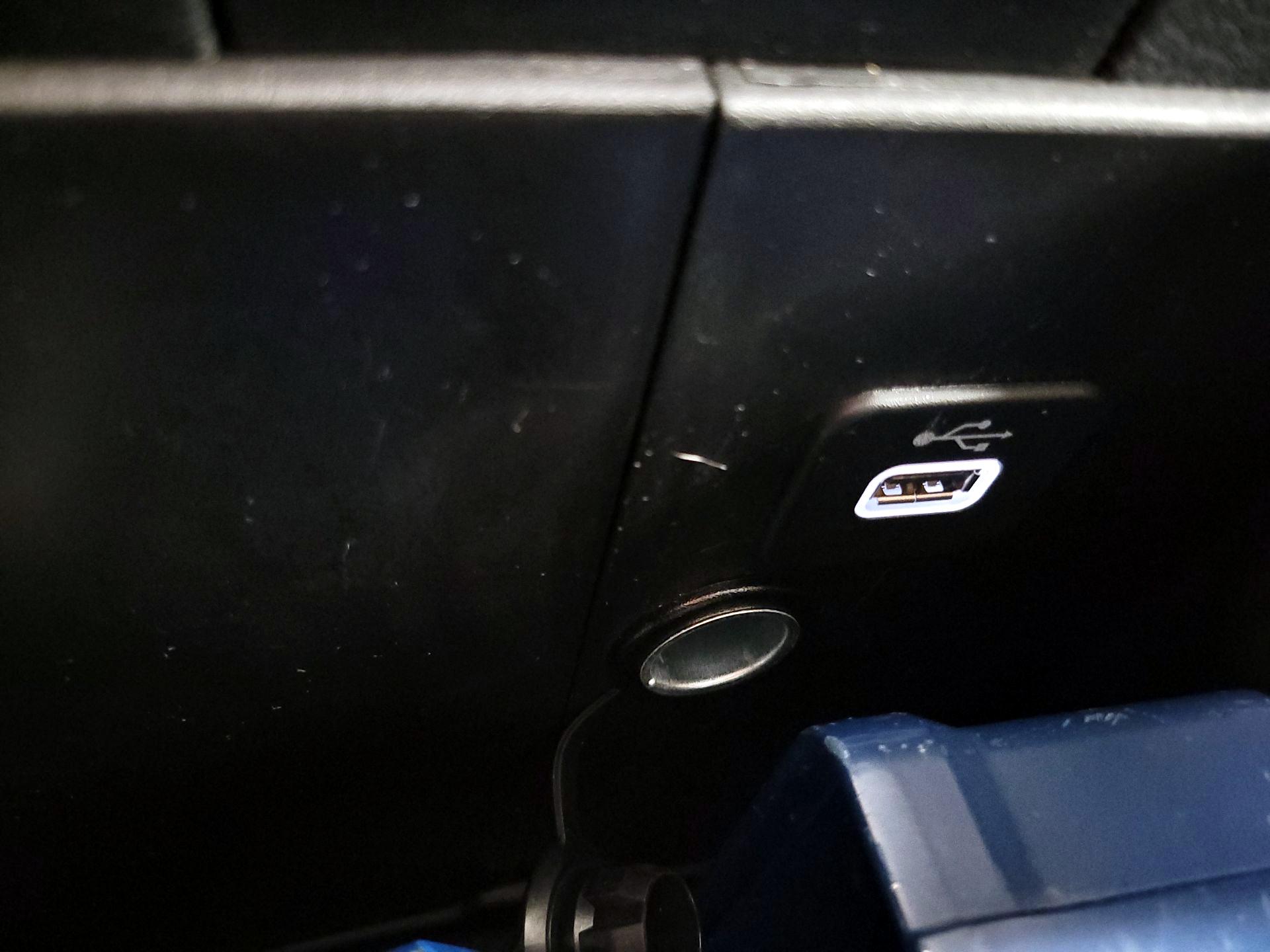 Thumbnail: 2018 Jeep Wrangler - 17