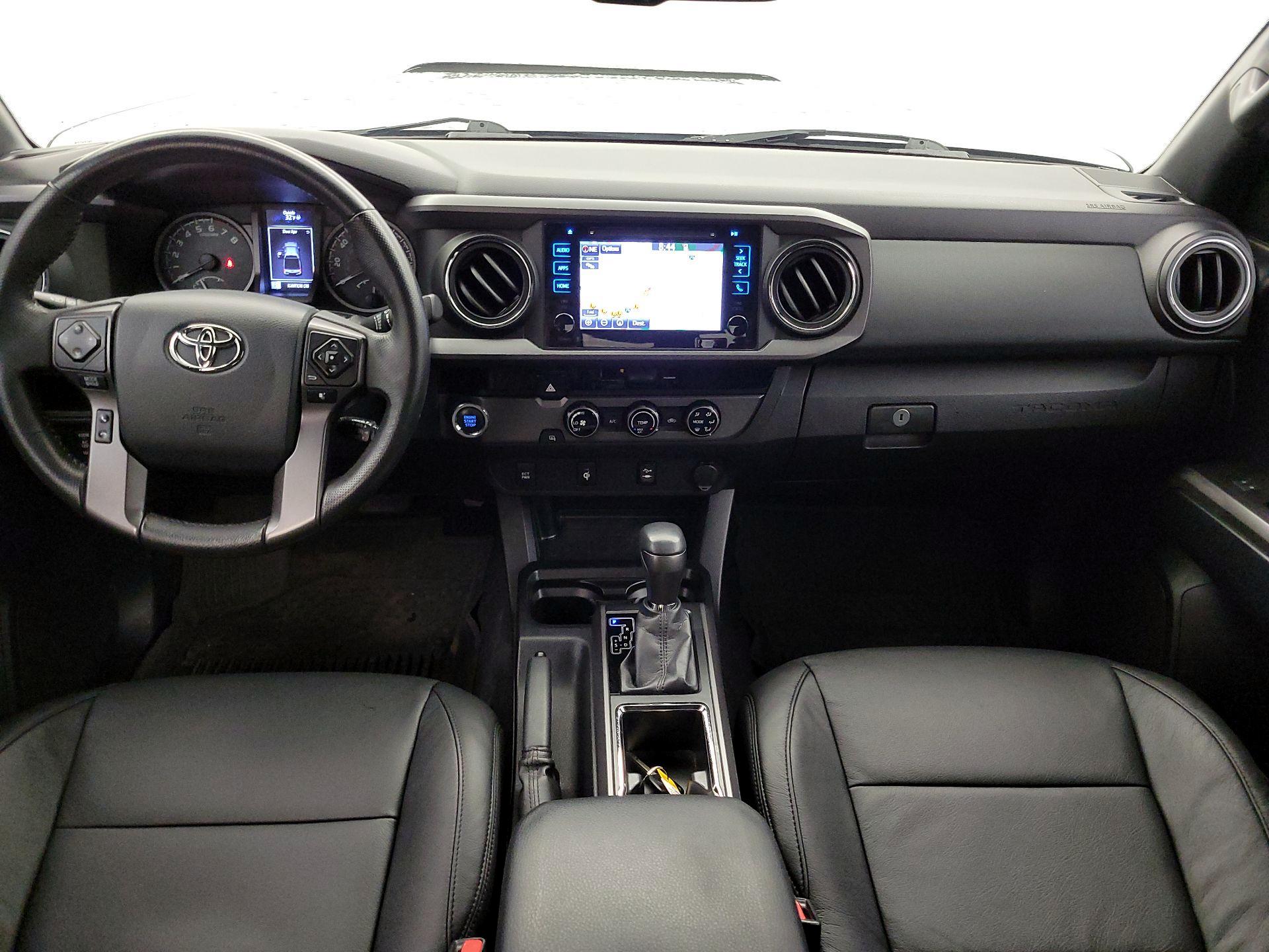 Thumbnail: 2017 Toyota Tacoma - 9