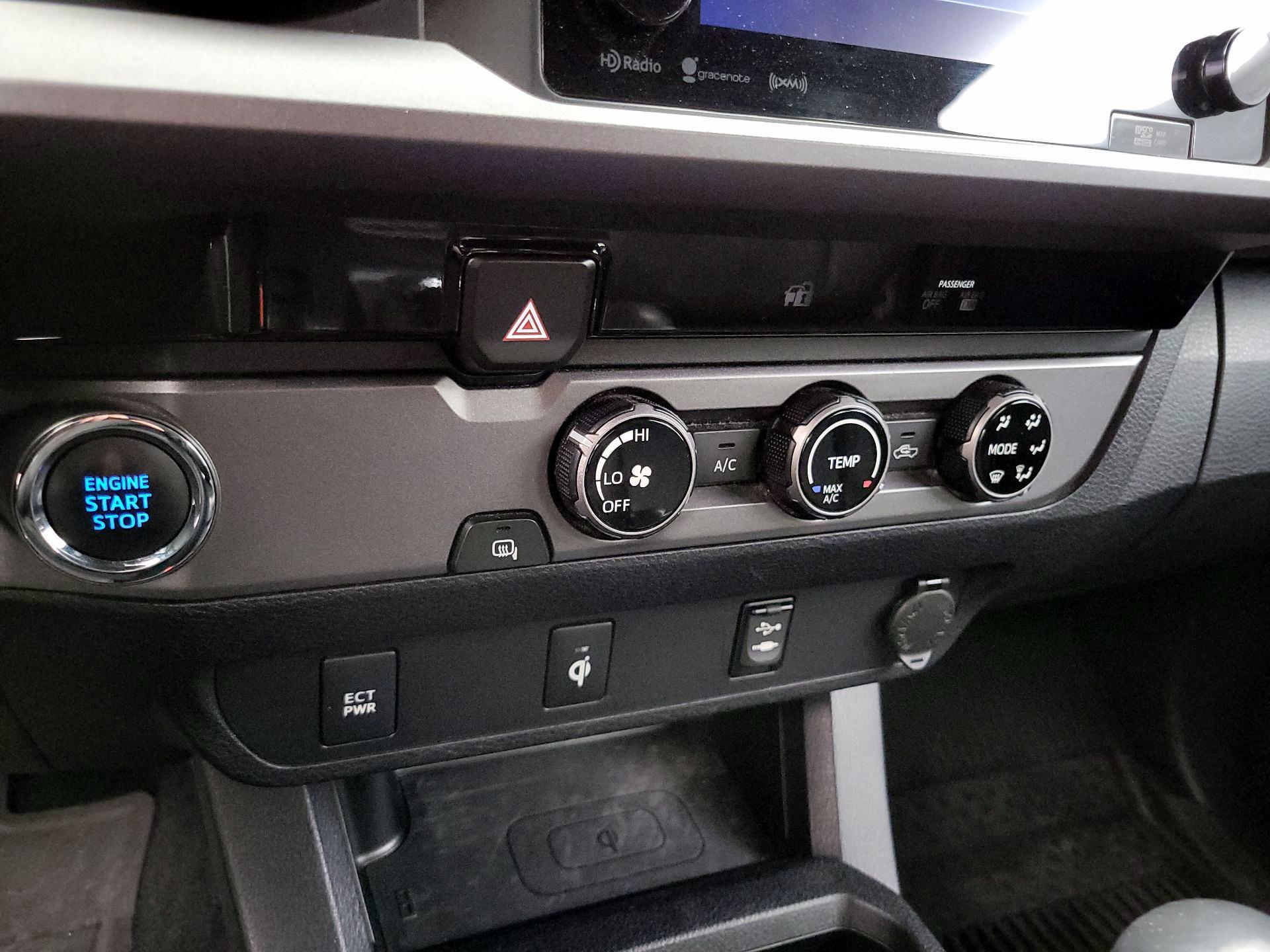 Thumbnail: 2017 Toyota Tacoma - 17