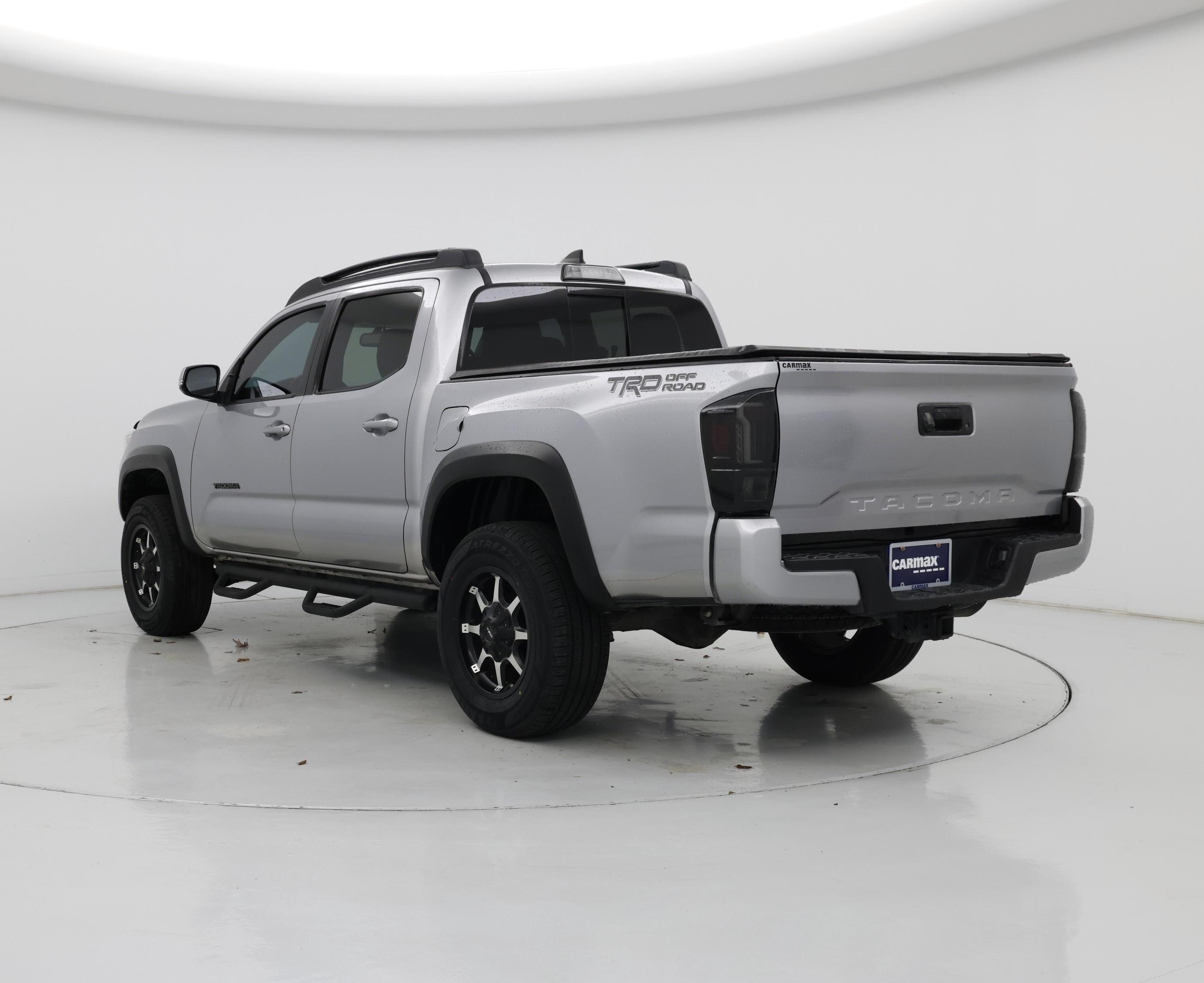 Thumbnail: 2017 Toyota Tacoma - 2