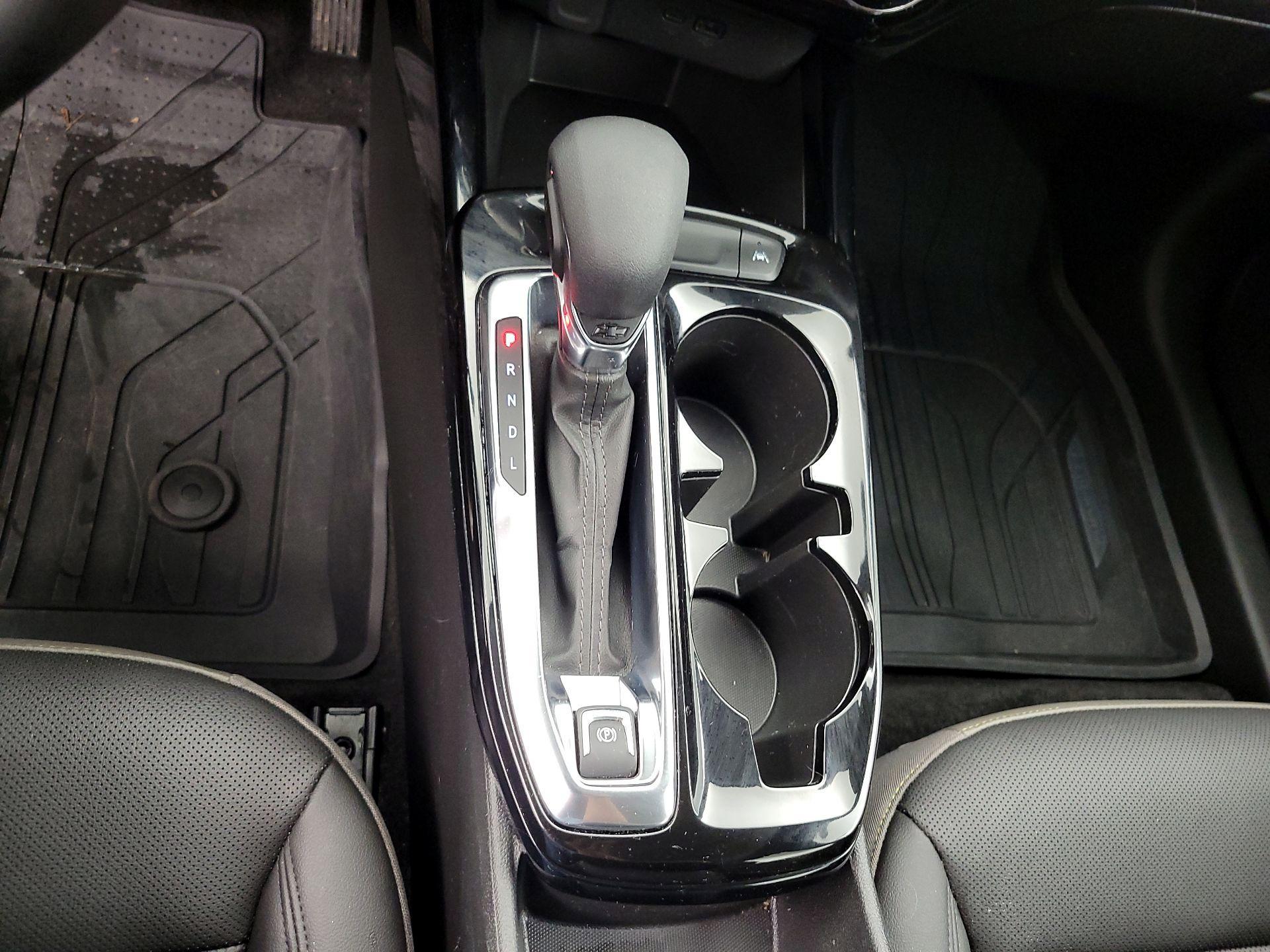 Thumbnail: 2025 Chevrolet Trax - 17