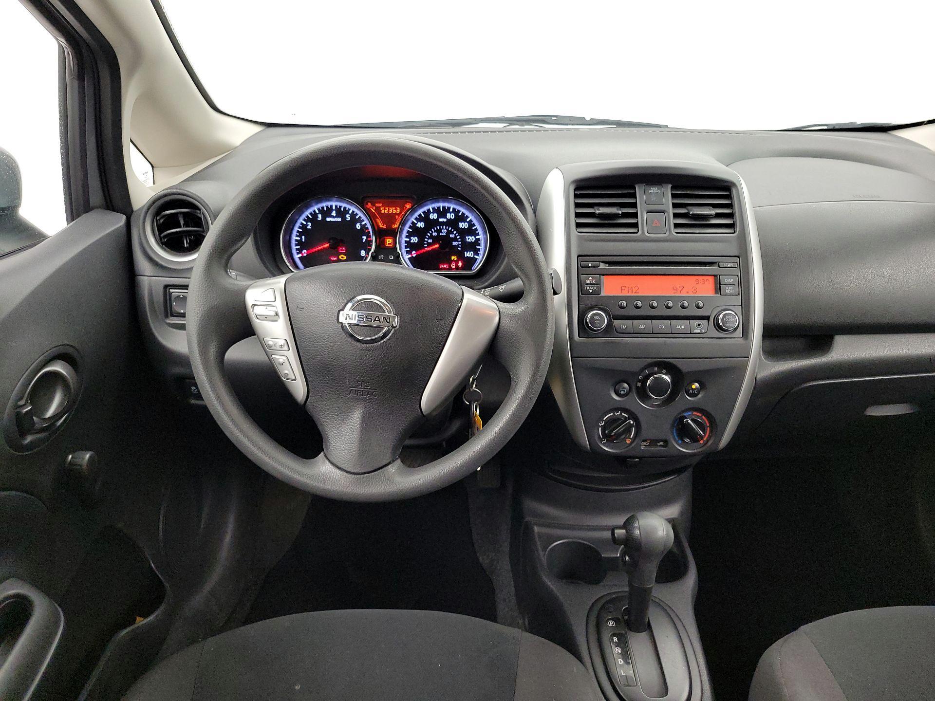 Thumbnail: 2015 Nissan Versa Note - 10