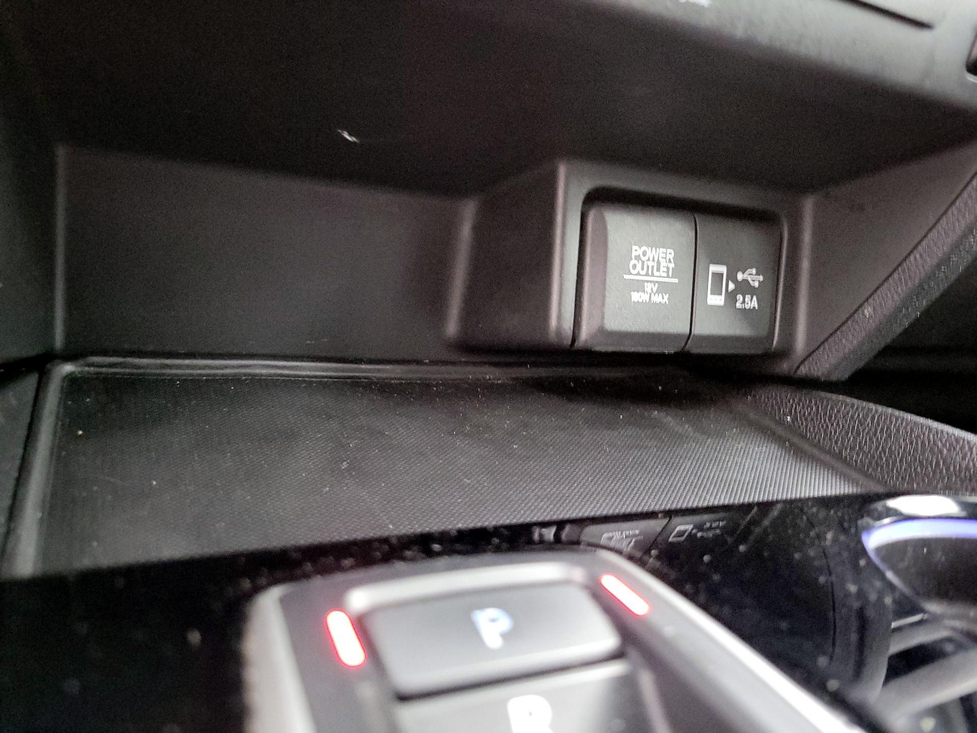 Thumbnail: 2019 Honda Pilot - 19