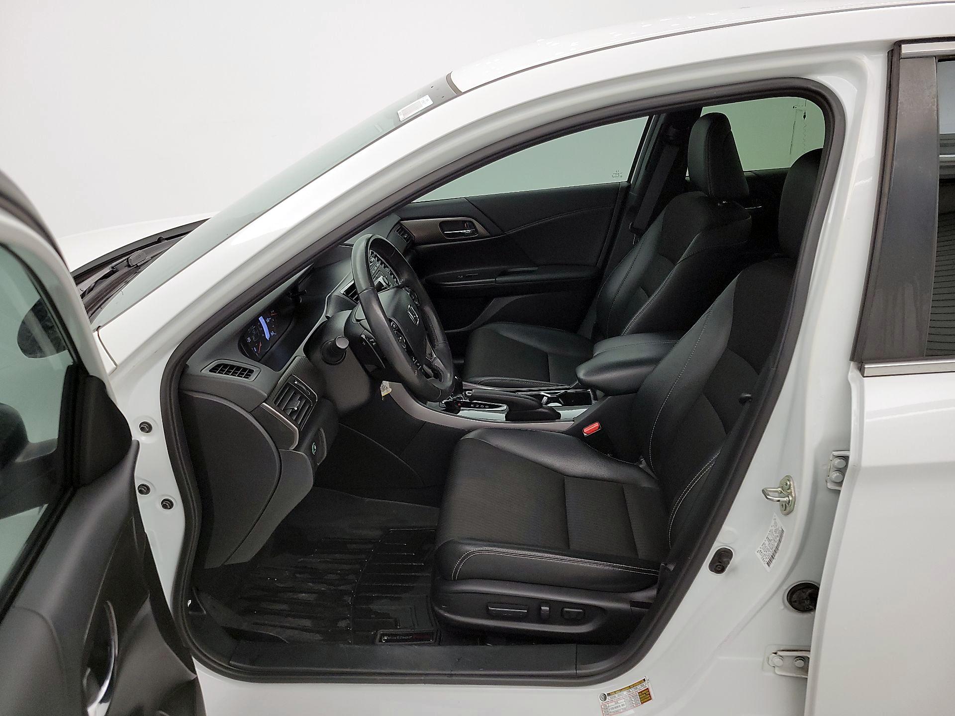 Thumbnail: 2017 Honda Accord - 11