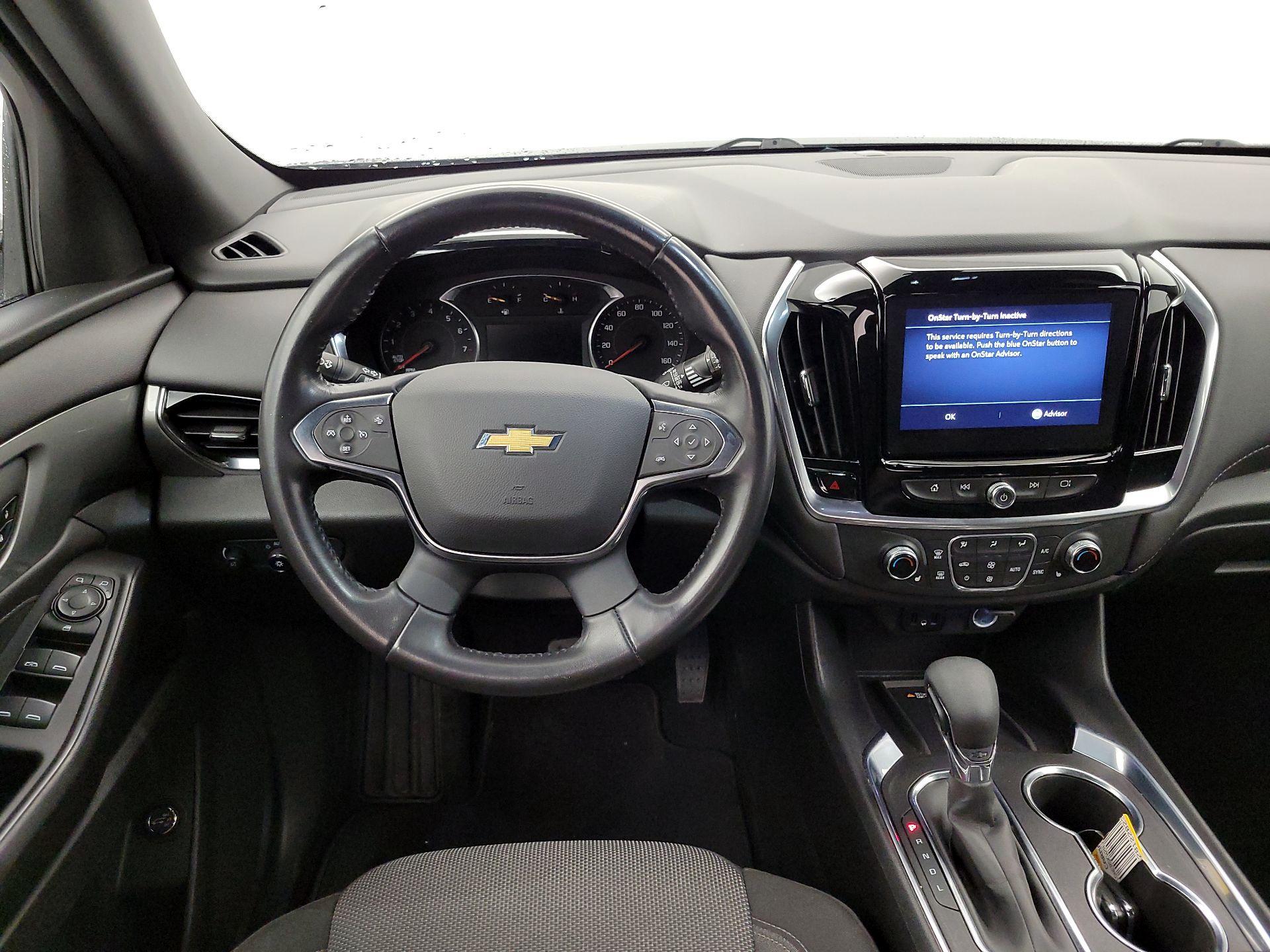 Thumbnail: 2022 Chevrolet Traverse - 10