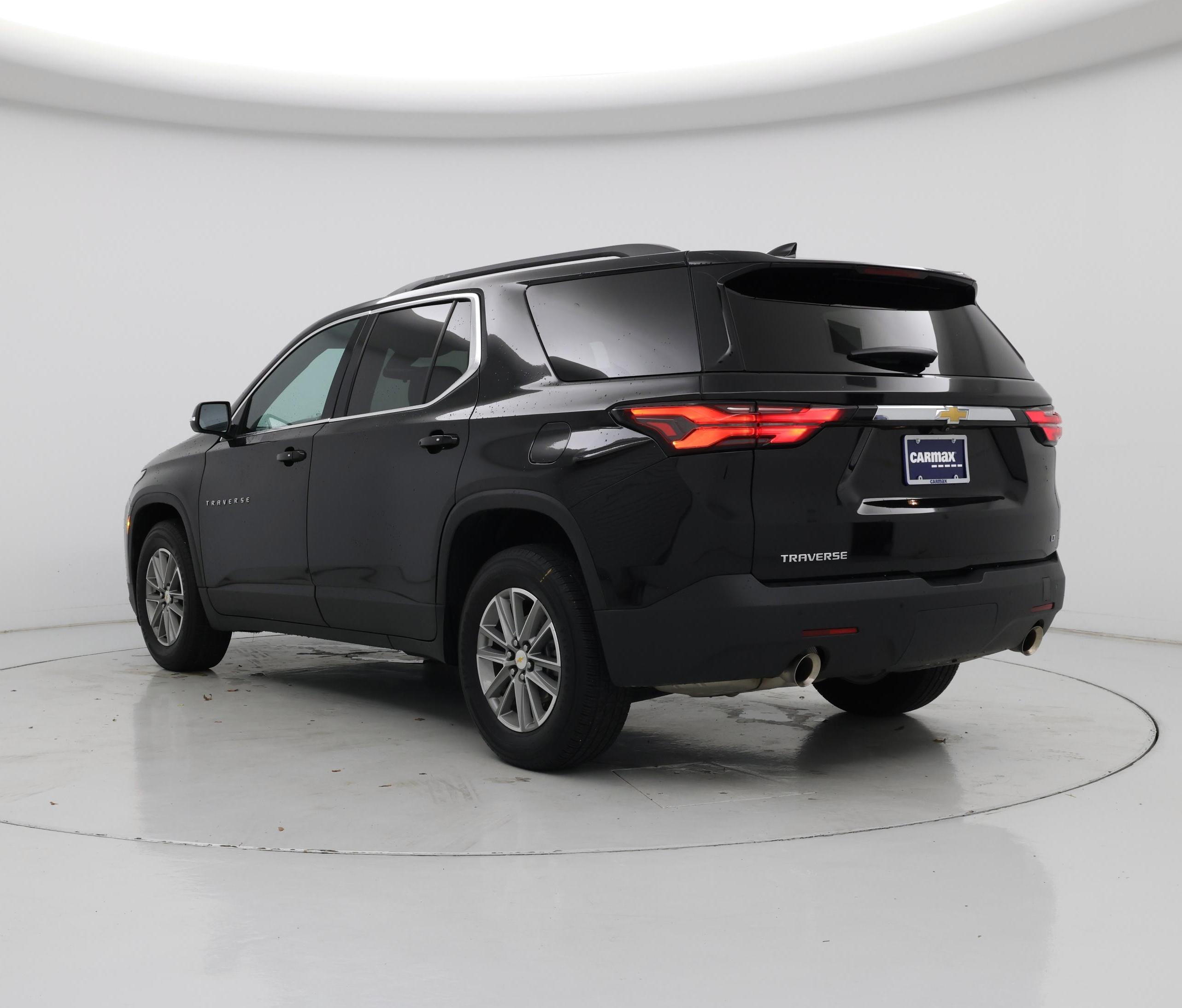 Thumbnail: 2022 Chevrolet Traverse - 2