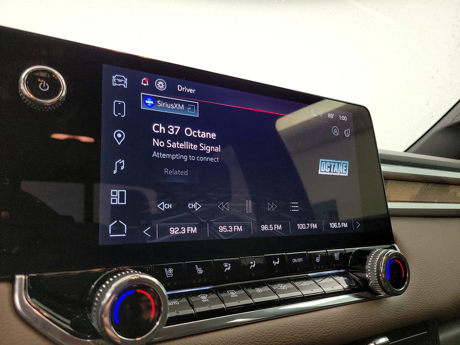 Thumbnail: 2024 GMC Canyon - 16