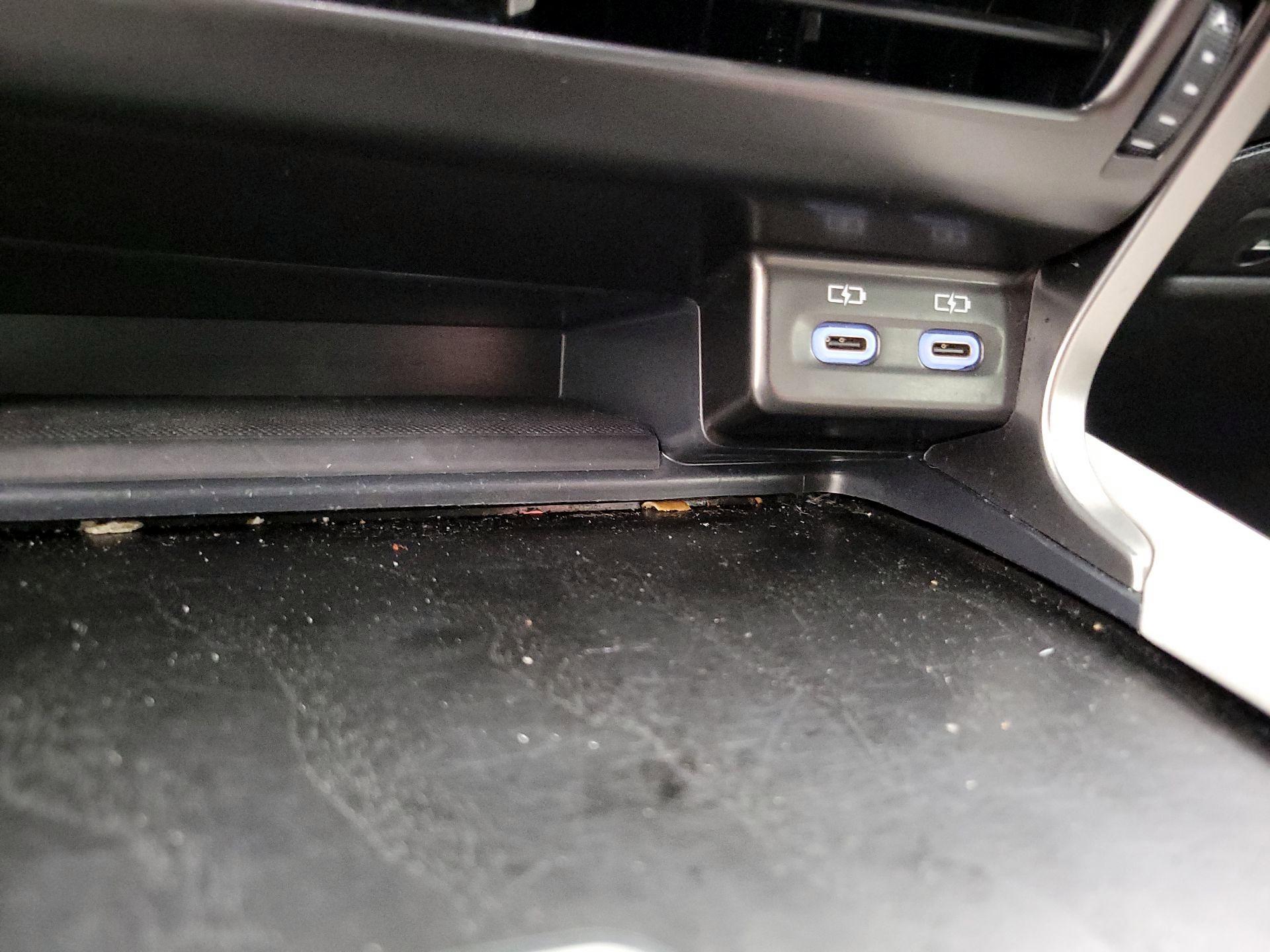 Thumbnail: 2023 Lexus RX - 19