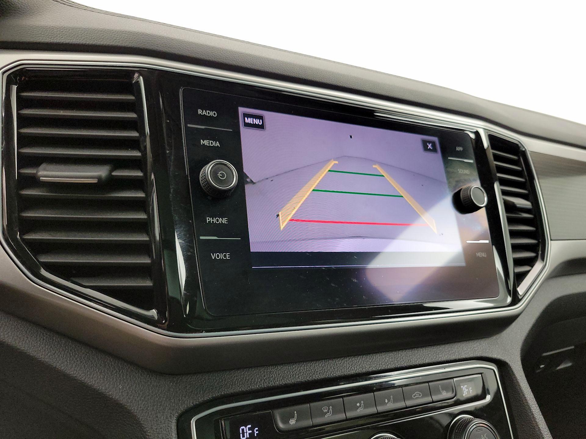 Thumbnail: 2018 Volkswagen Atlas - 14