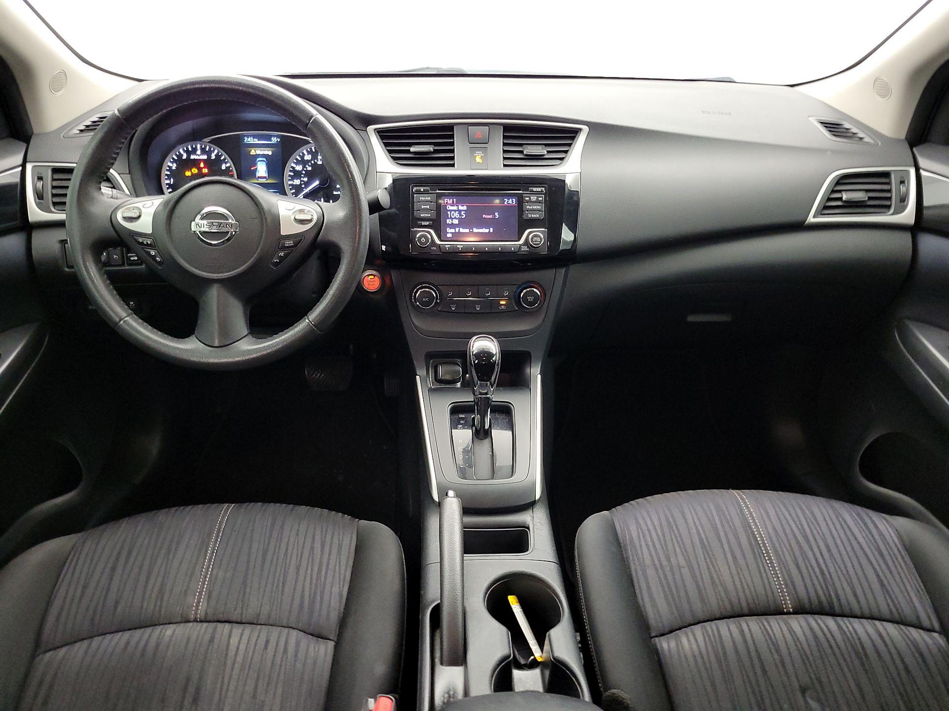 Thumbnail: 2017 Nissan Sentra - 9