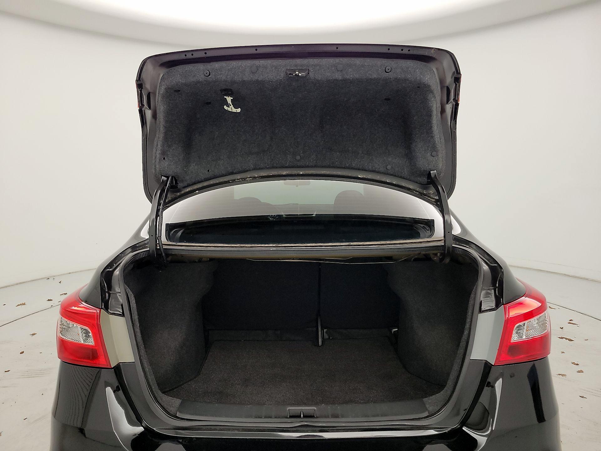 Thumbnail: 2017 Nissan Sentra - 20