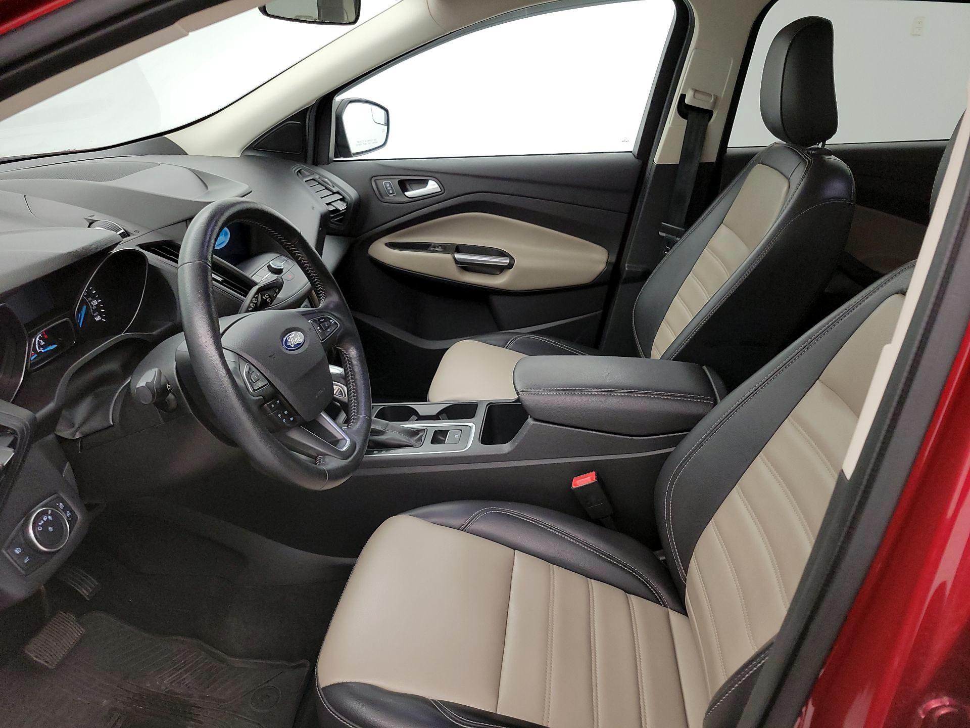 Thumbnail: 2019 Ford Escape - 11