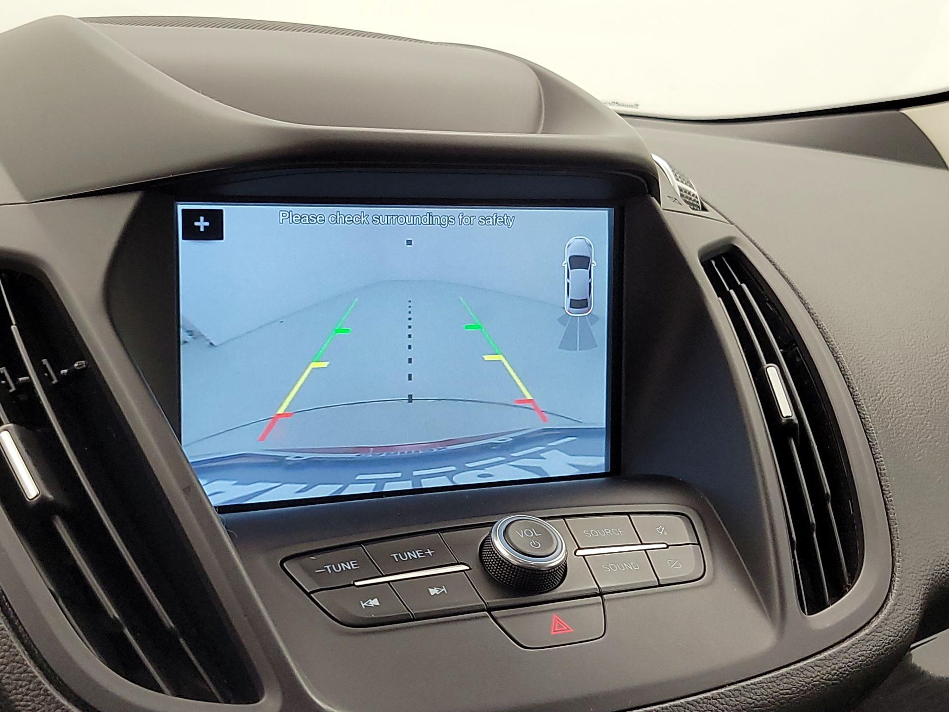 Thumbnail: 2019 Ford Escape - 14